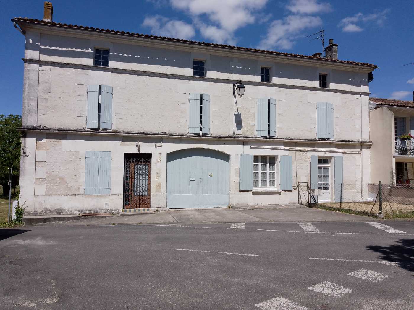 Maison charentaise à rénover - Photo 3