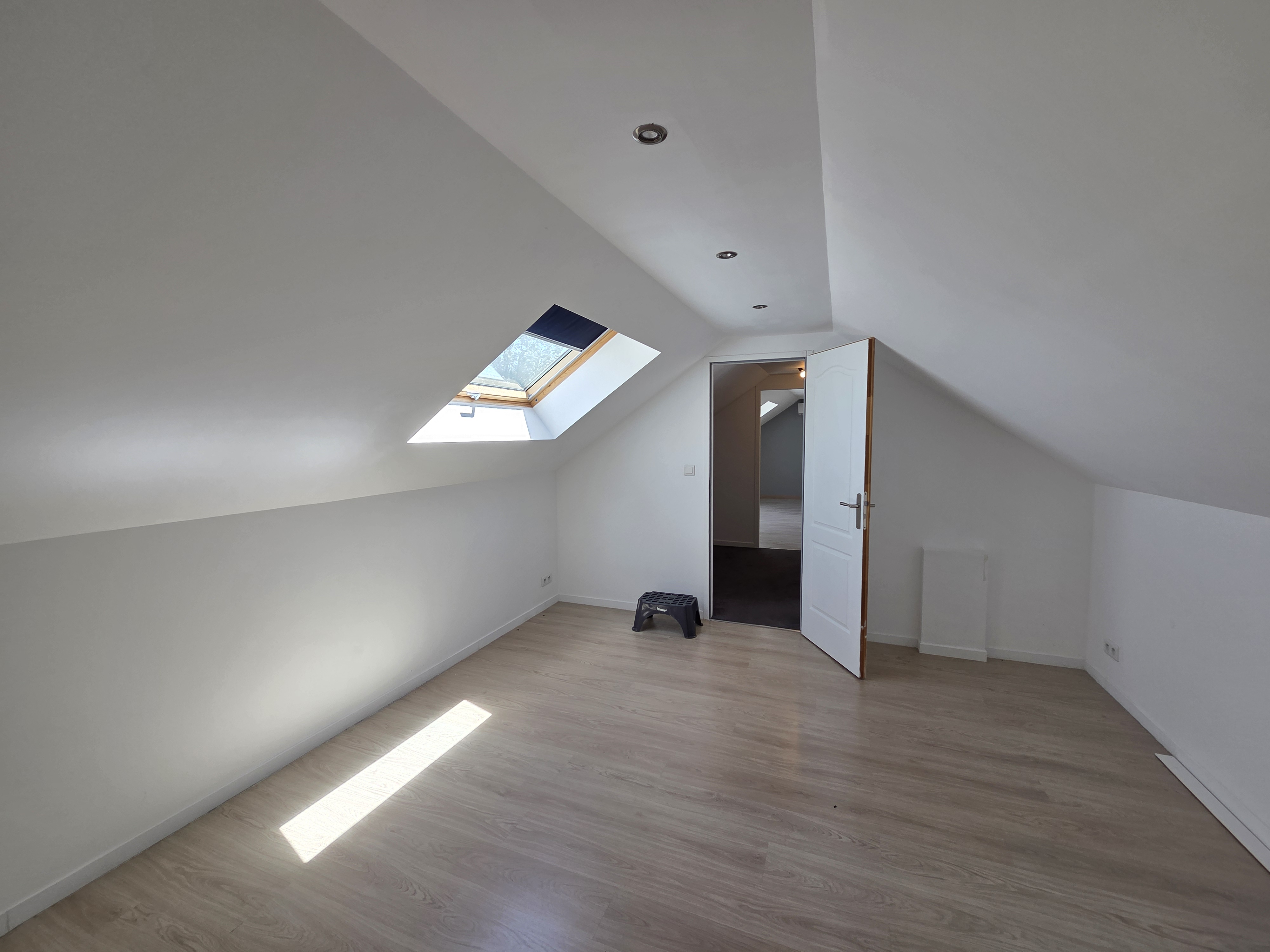 Photo 15 - Maison d&rsquo;habitation 5 chambres sur sous-sol/garage le tout sur terrain clos