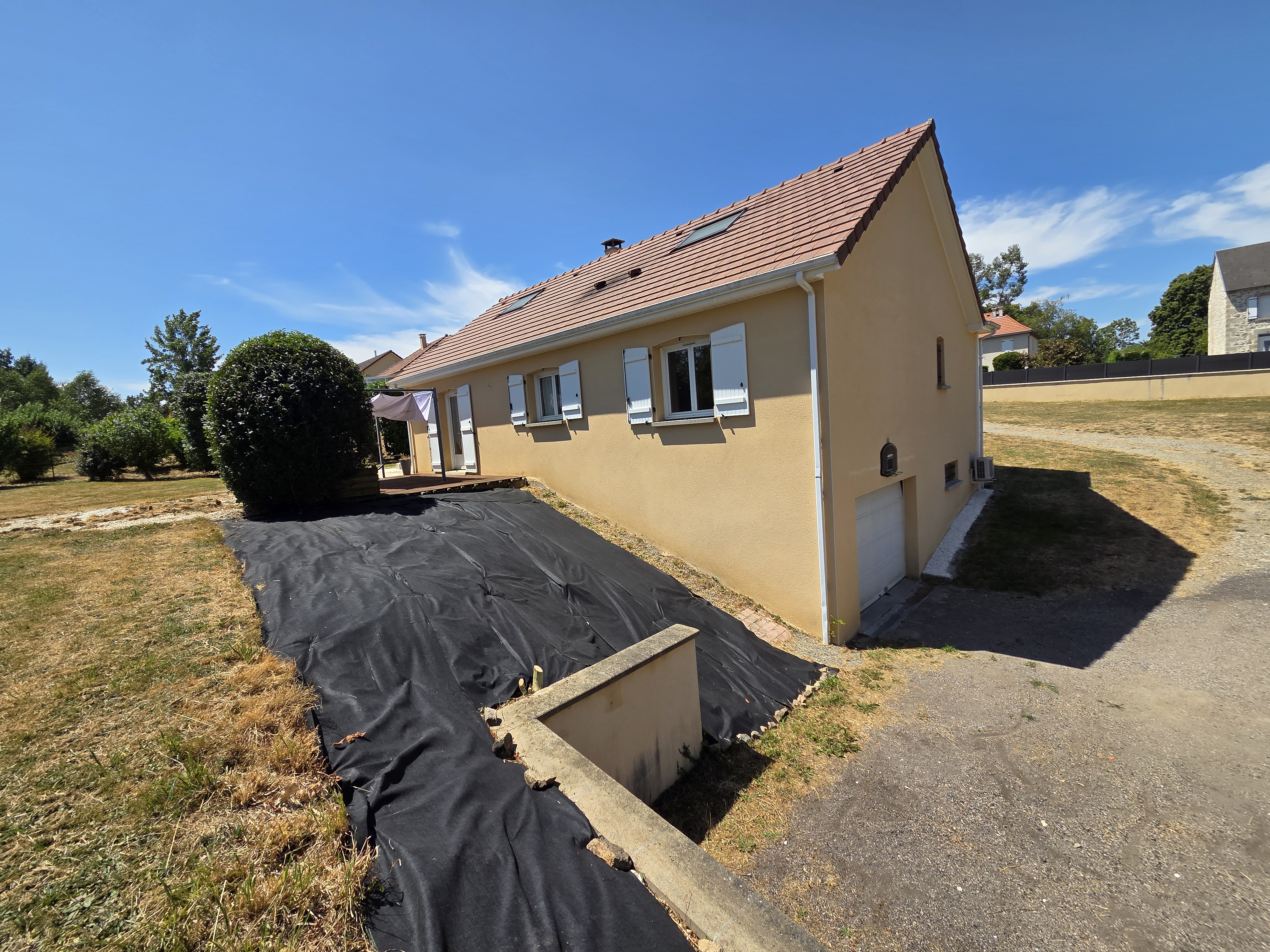 Photo 18 - Maison d&rsquo;habitation 5 chambres sur sous-sol/garage le tout sur terrain clos
