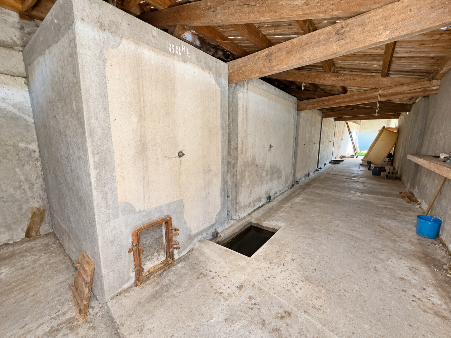 Photo 7 - PROPRIÉTÉ DE CARACTÈRE EN PIERRE À FORT POTENTIEL – À RÉNOVER ENTIÈREMENT