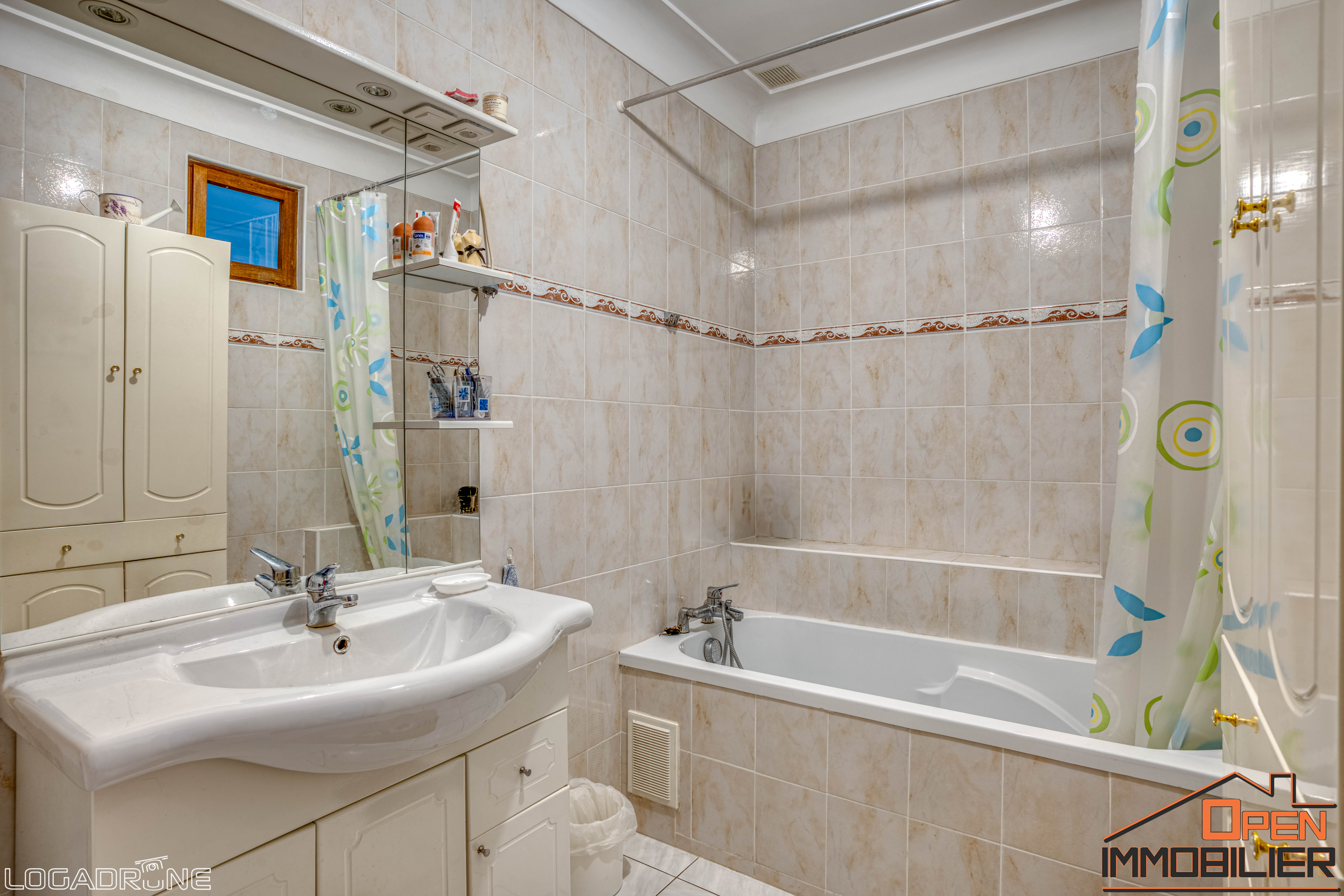 Photo 7 - ensemble immobilier