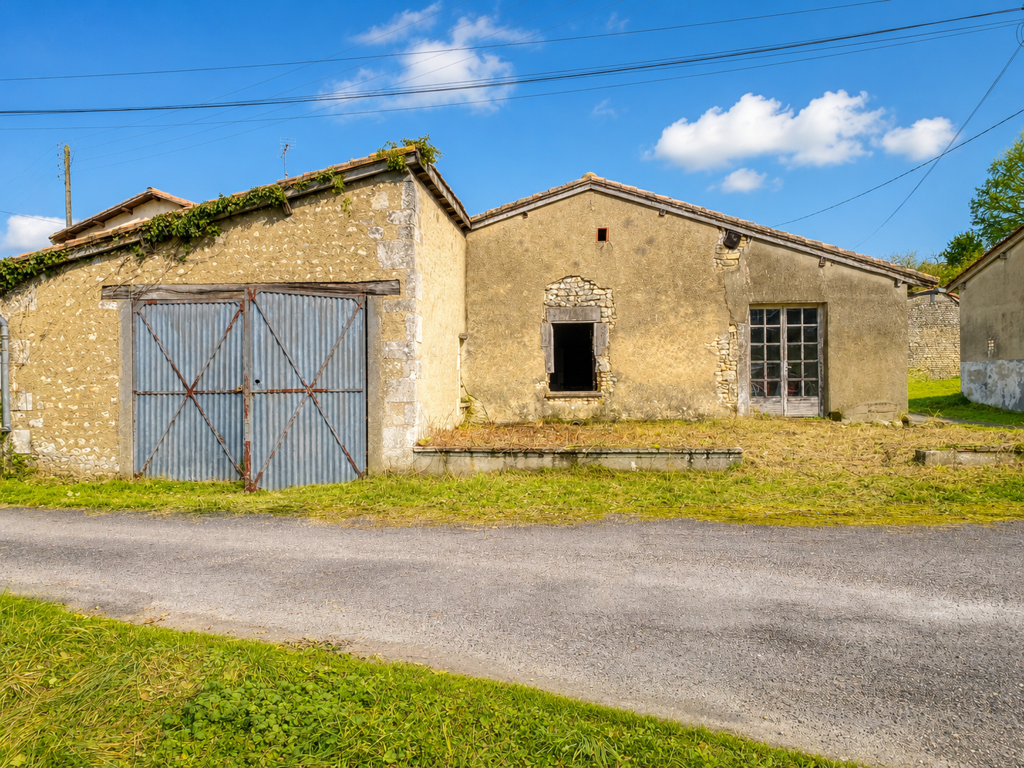 Photo 2 - Maison ancienne à rénover de 114 m² – Terrain 2 710 m²