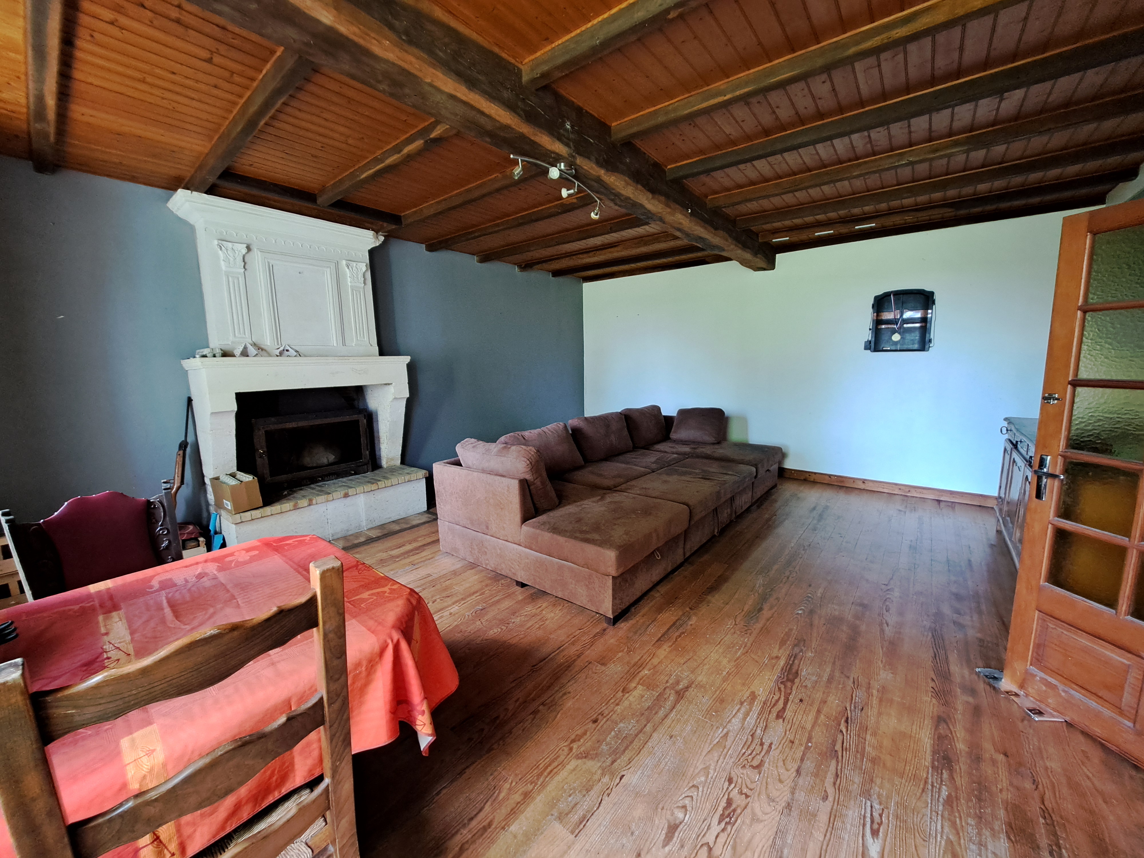Photo 3 - Maison Charentaise avec dépendances et jardin – 190 m² – 6 pièces – 4216 m²