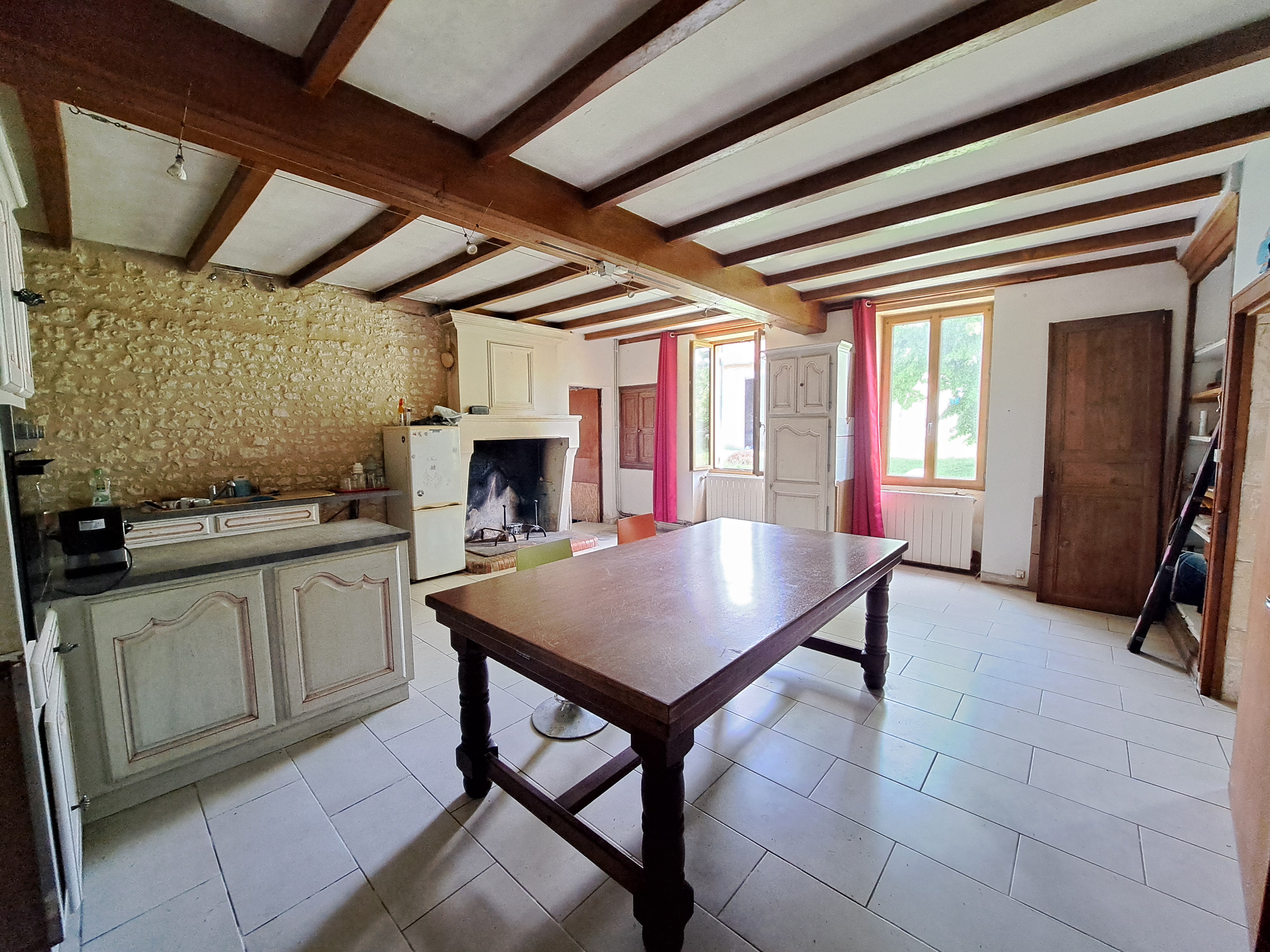 Photo 5 - Maison Charentaise avec dépendances et jardin – 190 m² – 6 pièces – 4216 m²