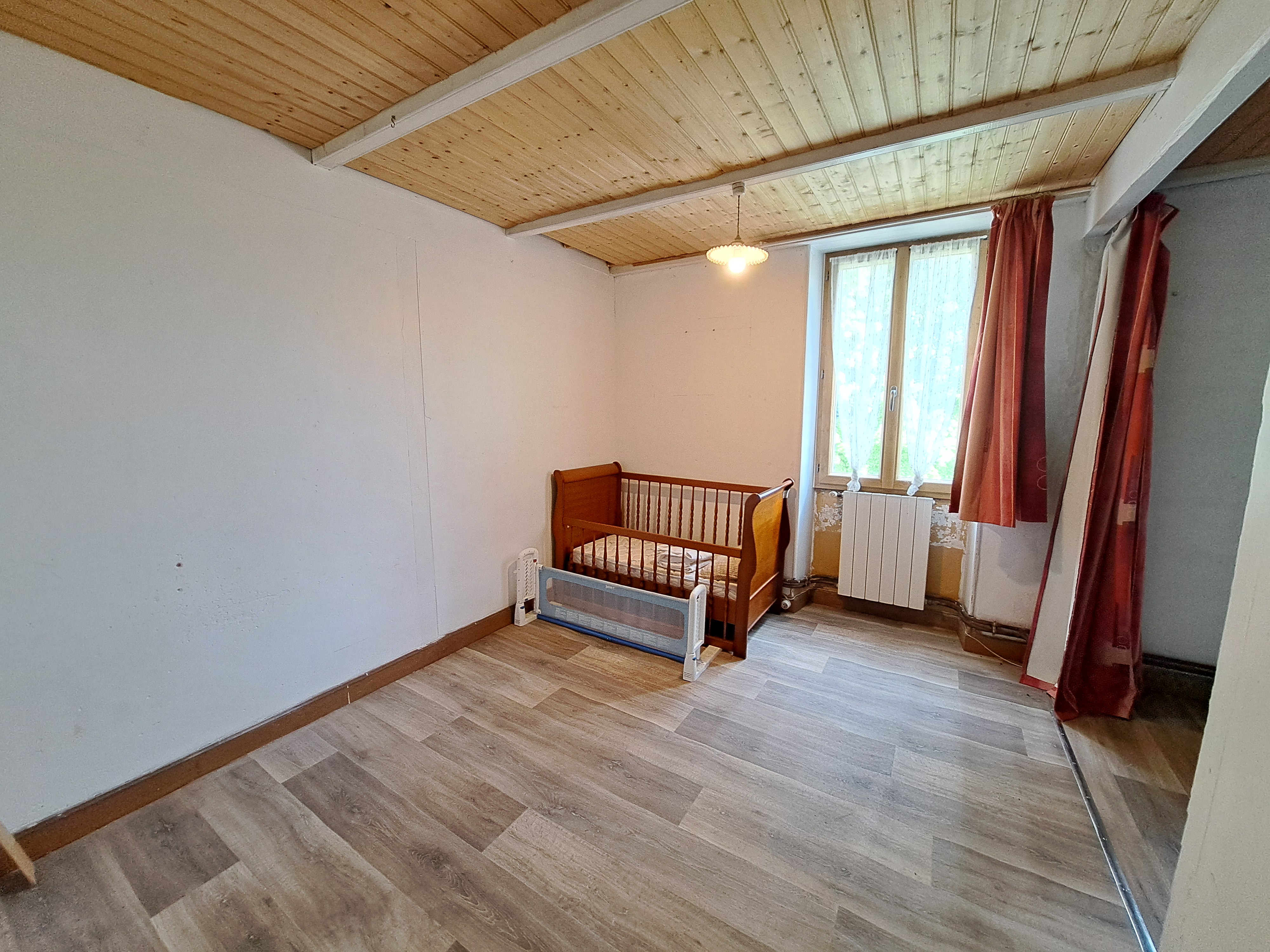Photo 9 - Maison Charentaise avec dépendances et jardin – 190 m² – 6 pièces – 4216 m²