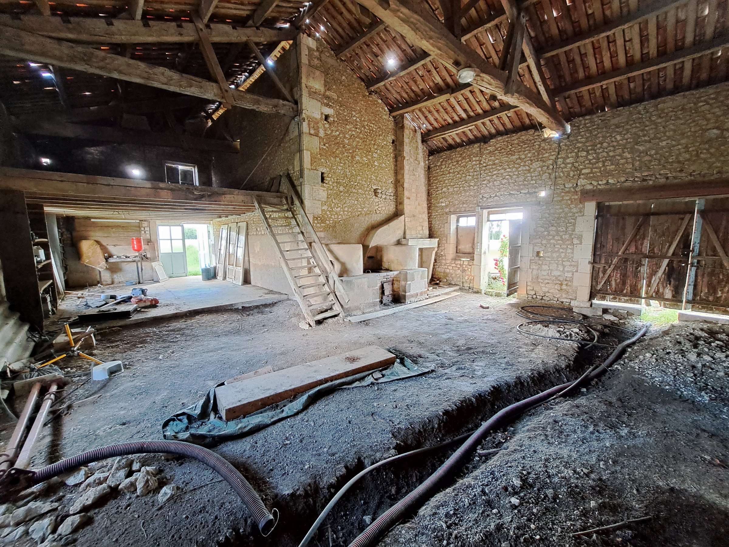 Photo 19 - Maison Charentaise avec dépendances et jardin – 190 m² – 6 pièces – 4216 m²