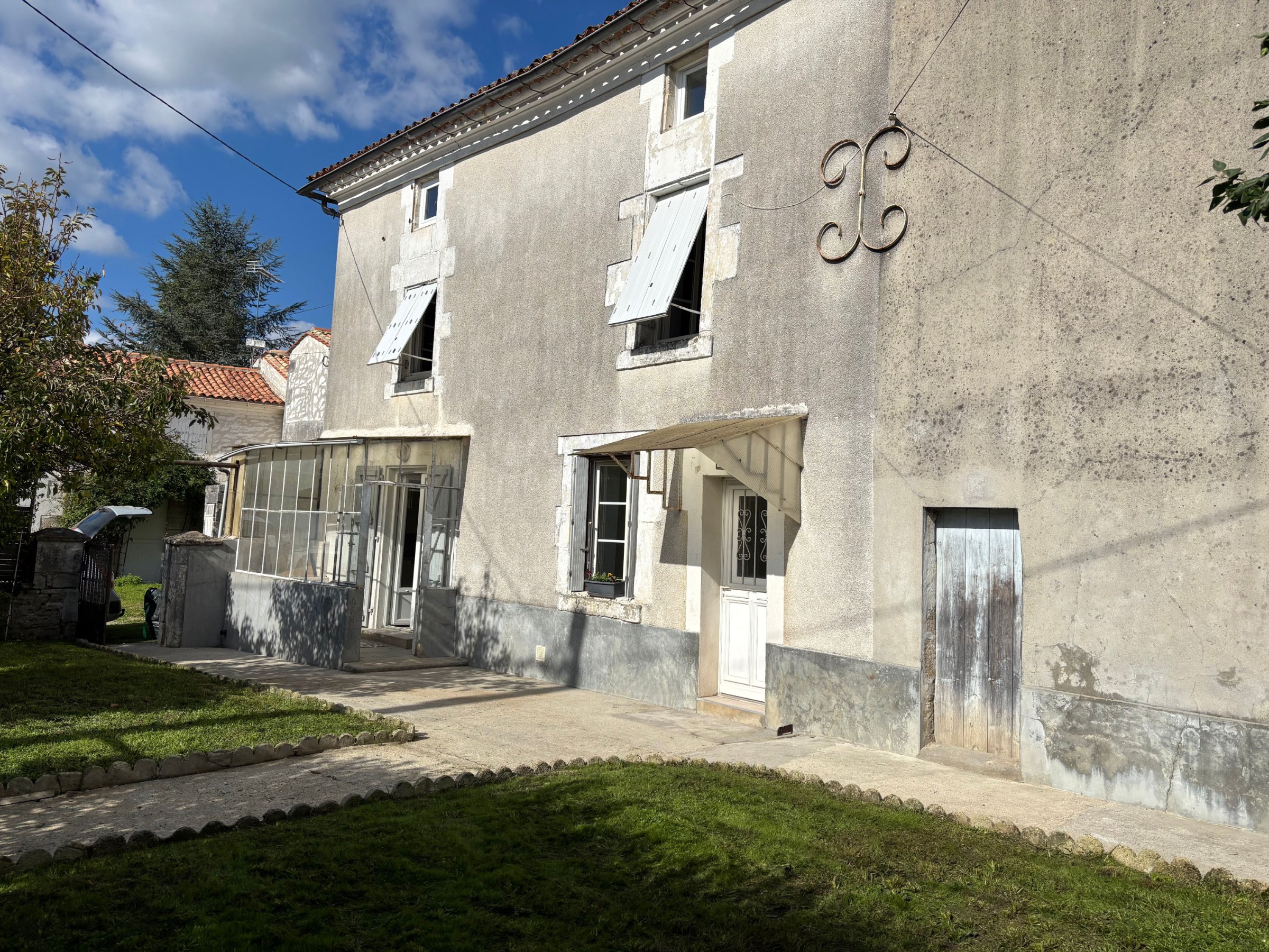 Photo 2 - 16120 VIBRAC-Location maison ancienne rénovée de type F3 avec jardin