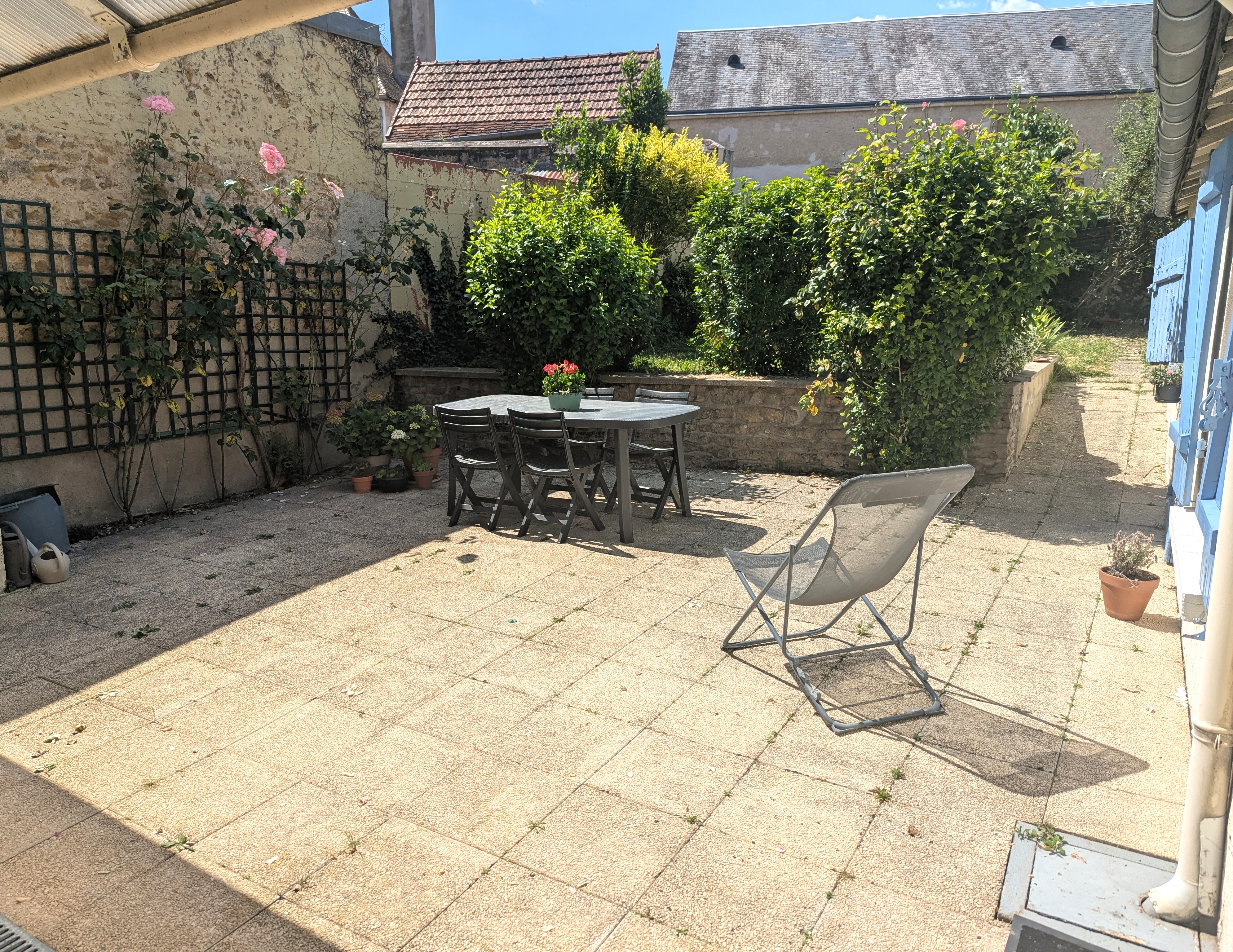 Photo 2 - Maison de ville rénovée avec jardin !