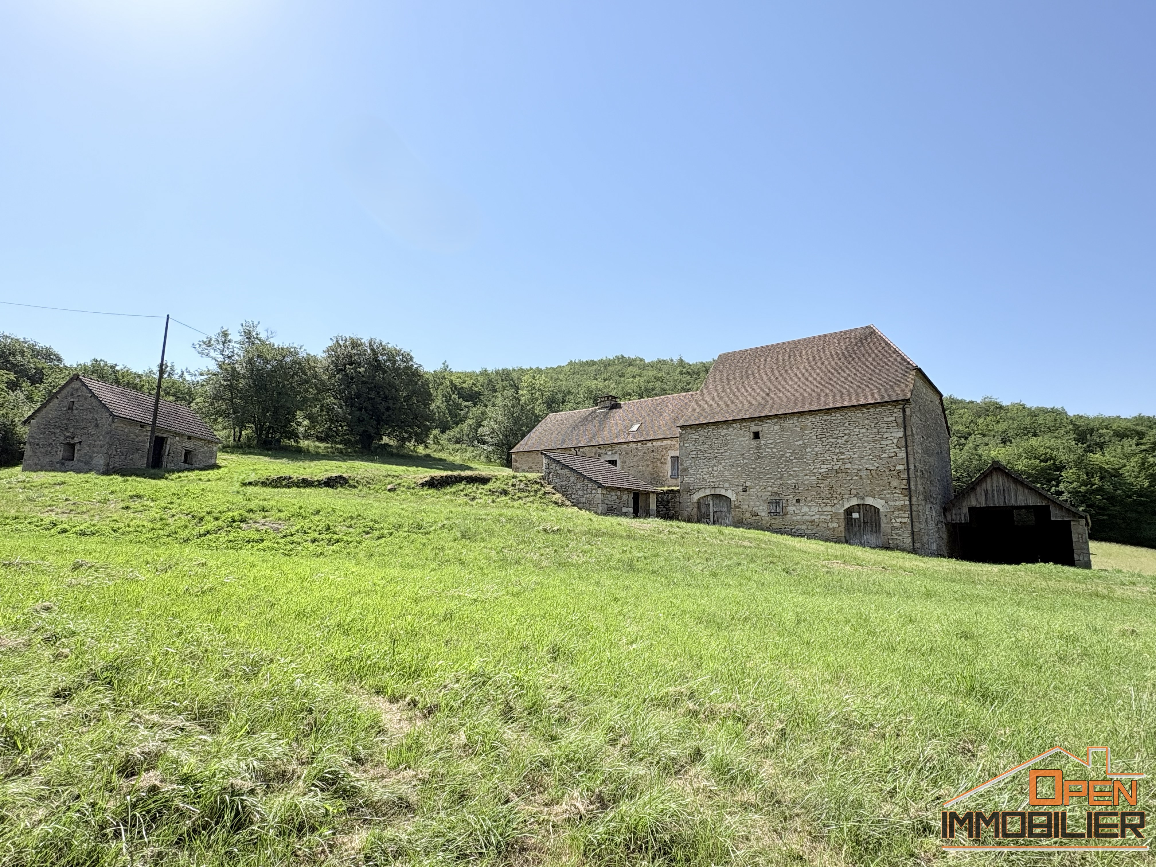 Photo 3 - Corps de ferme 170m²- dépendances 230m²- Terrain 9 490m²