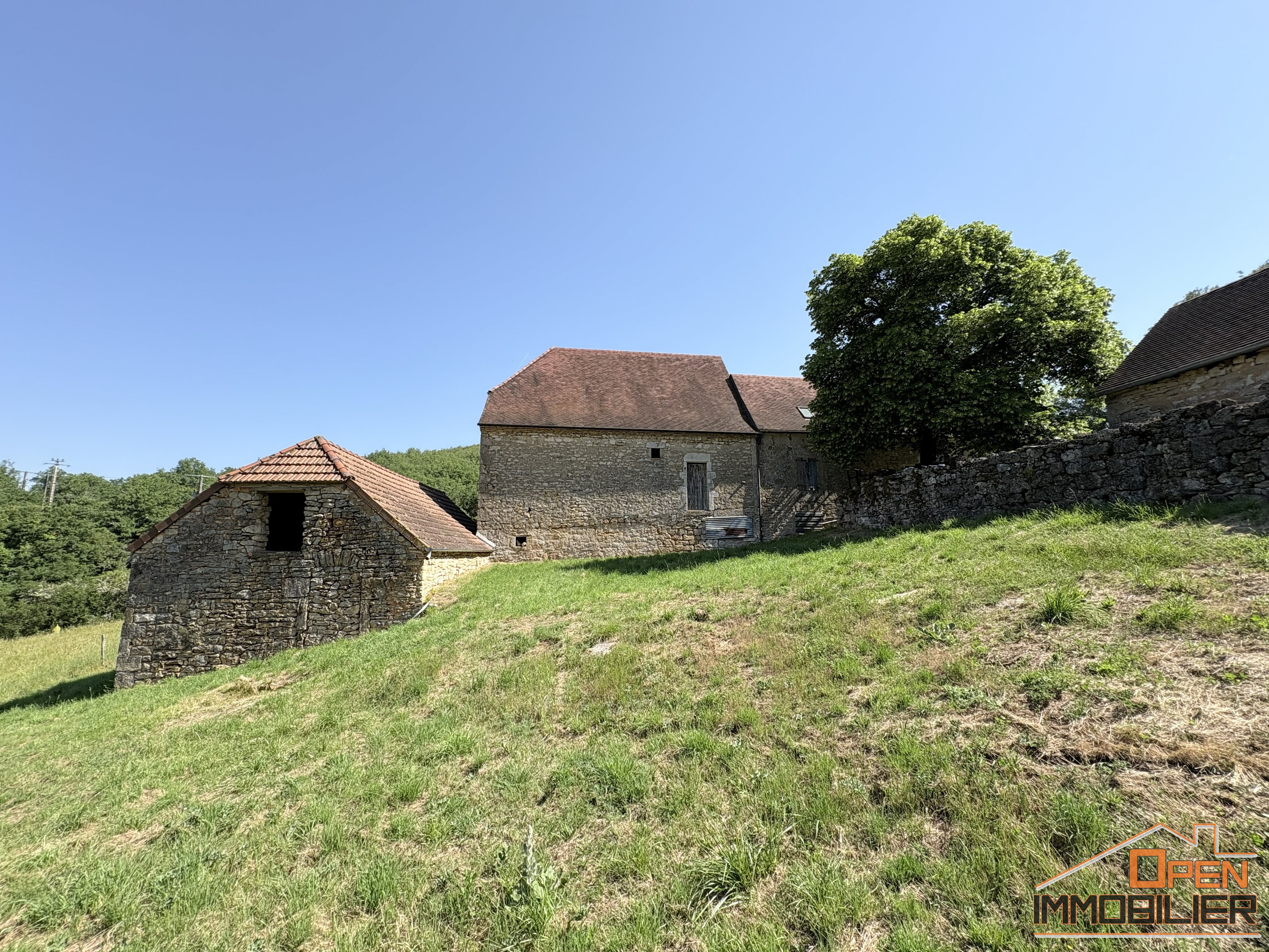Photo 23 - Corps de ferme 170m²- dépendances 230m²- Terrain 9 490m²