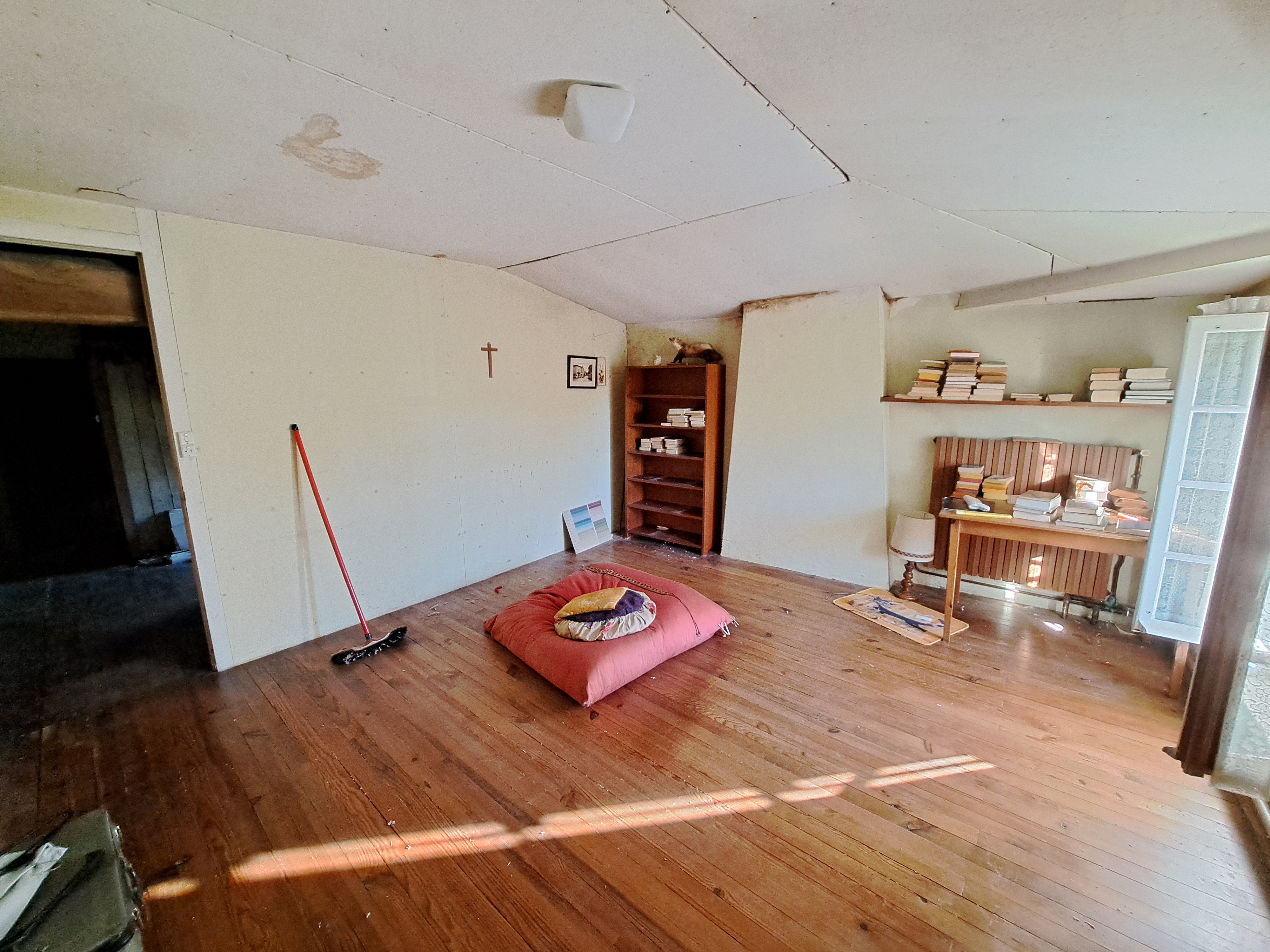 Photo 12 - Maison à rénover avec garage, atelier, jardin et terres – 152 m² – 6 pièces