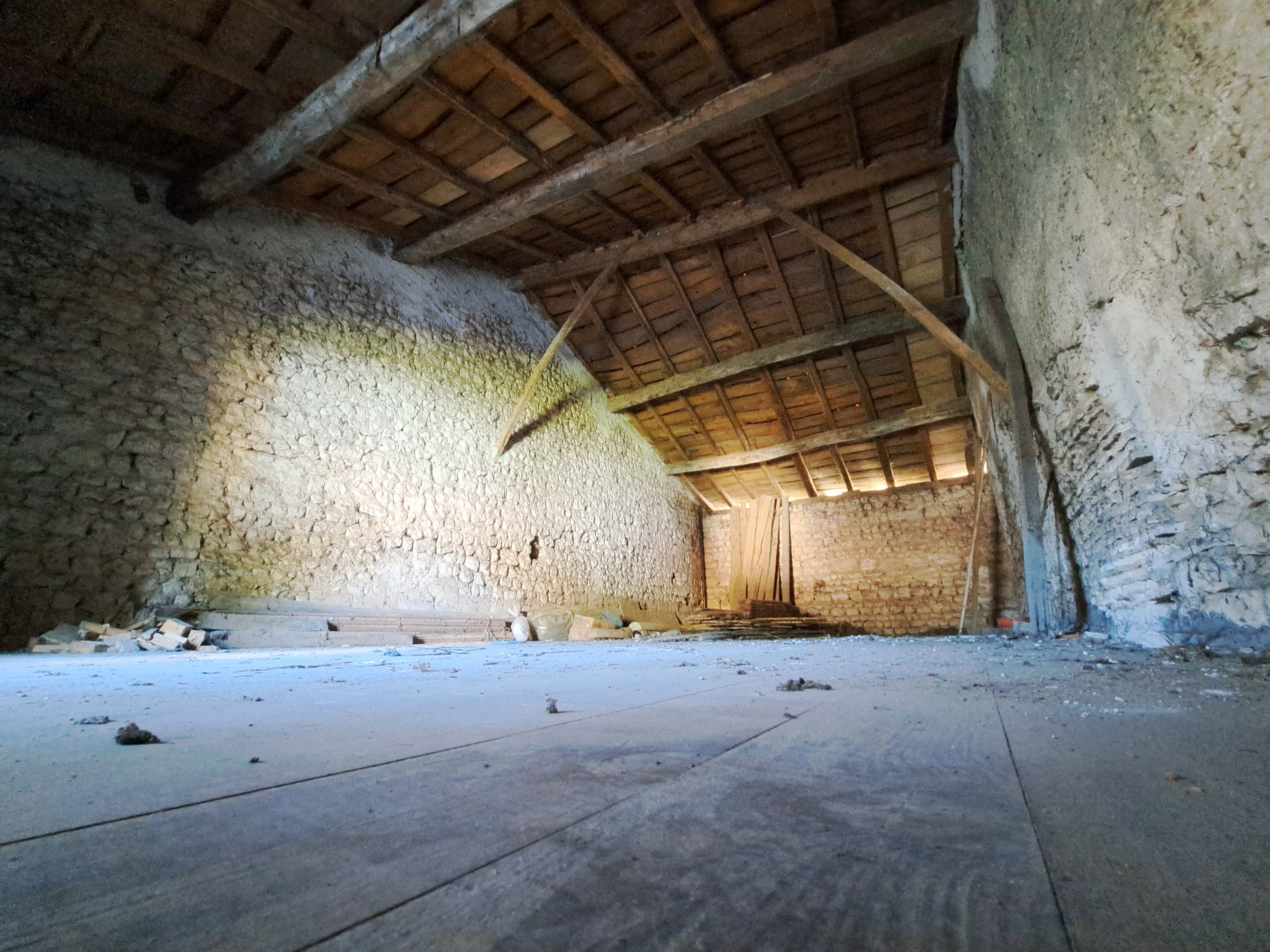 Photo 13 - Maison à rénover avec garage, atelier, jardin et terres – 152 m² – 6 pièces