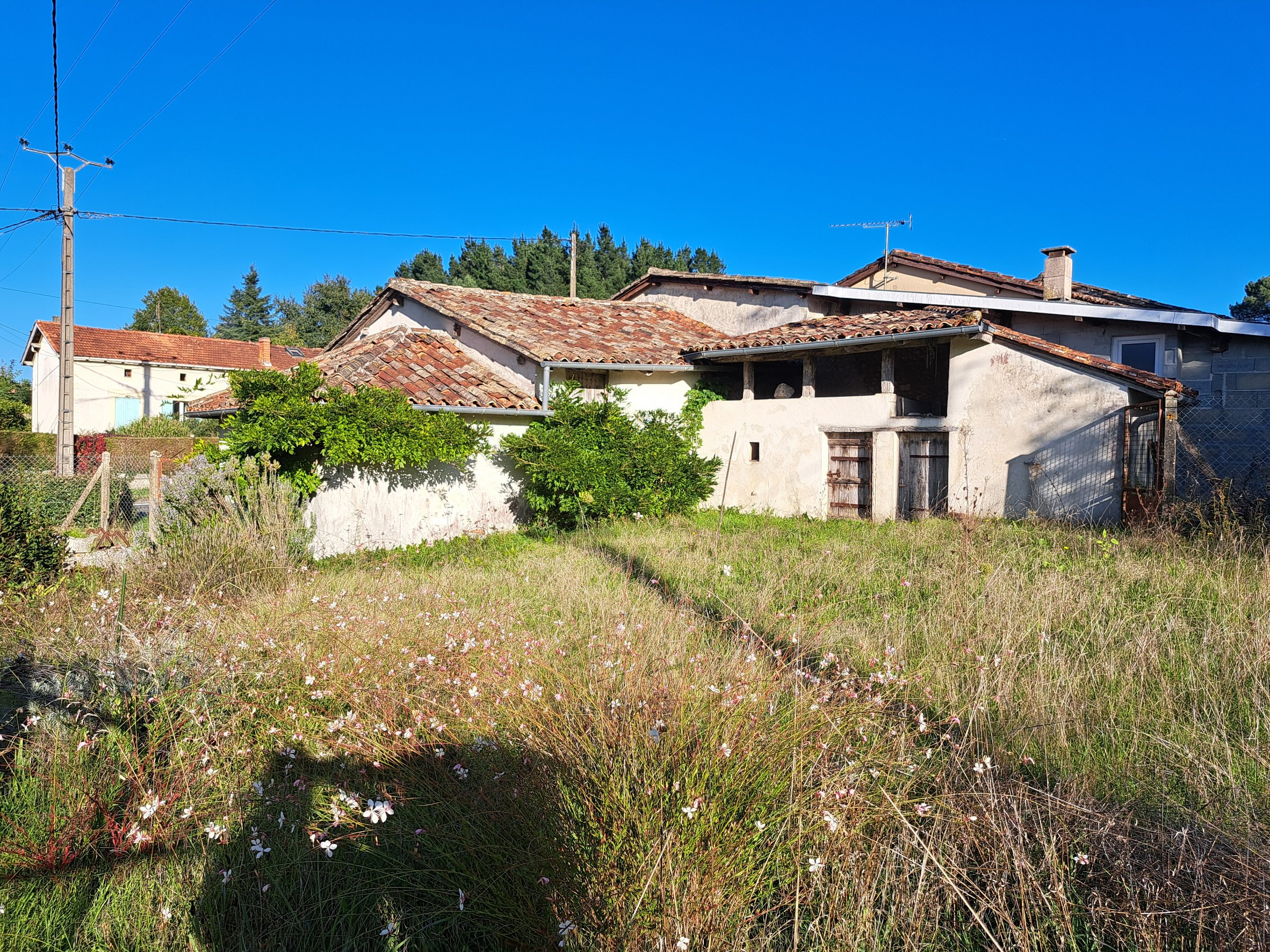 Photo 16 - Maison à rénover avec garage, atelier, jardin et terres – 152 m² – 6 pièces