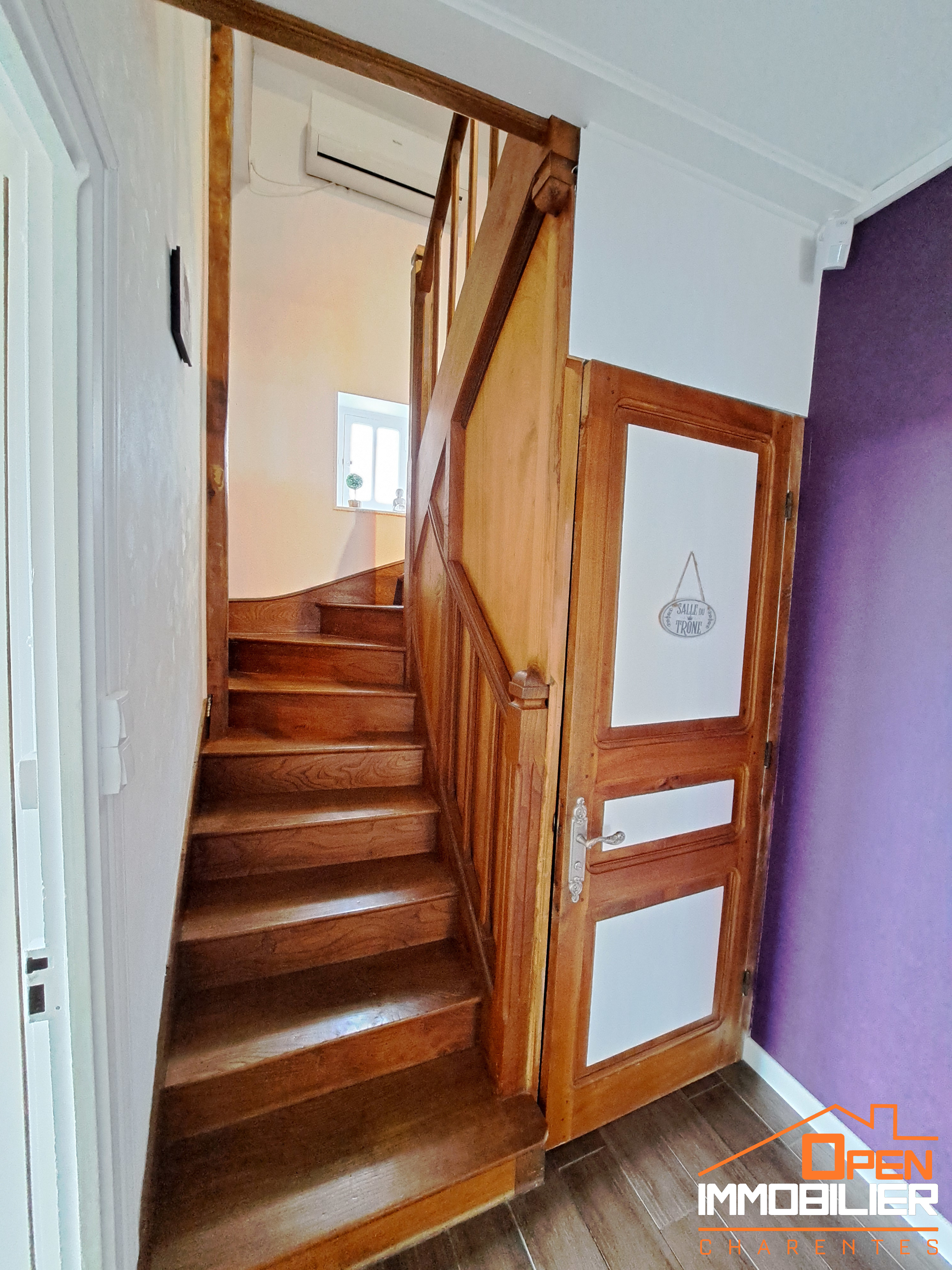 Maison avec garage, sous-sol, cave et jardin clos - 187 m² - 7 pièces - Photo 3