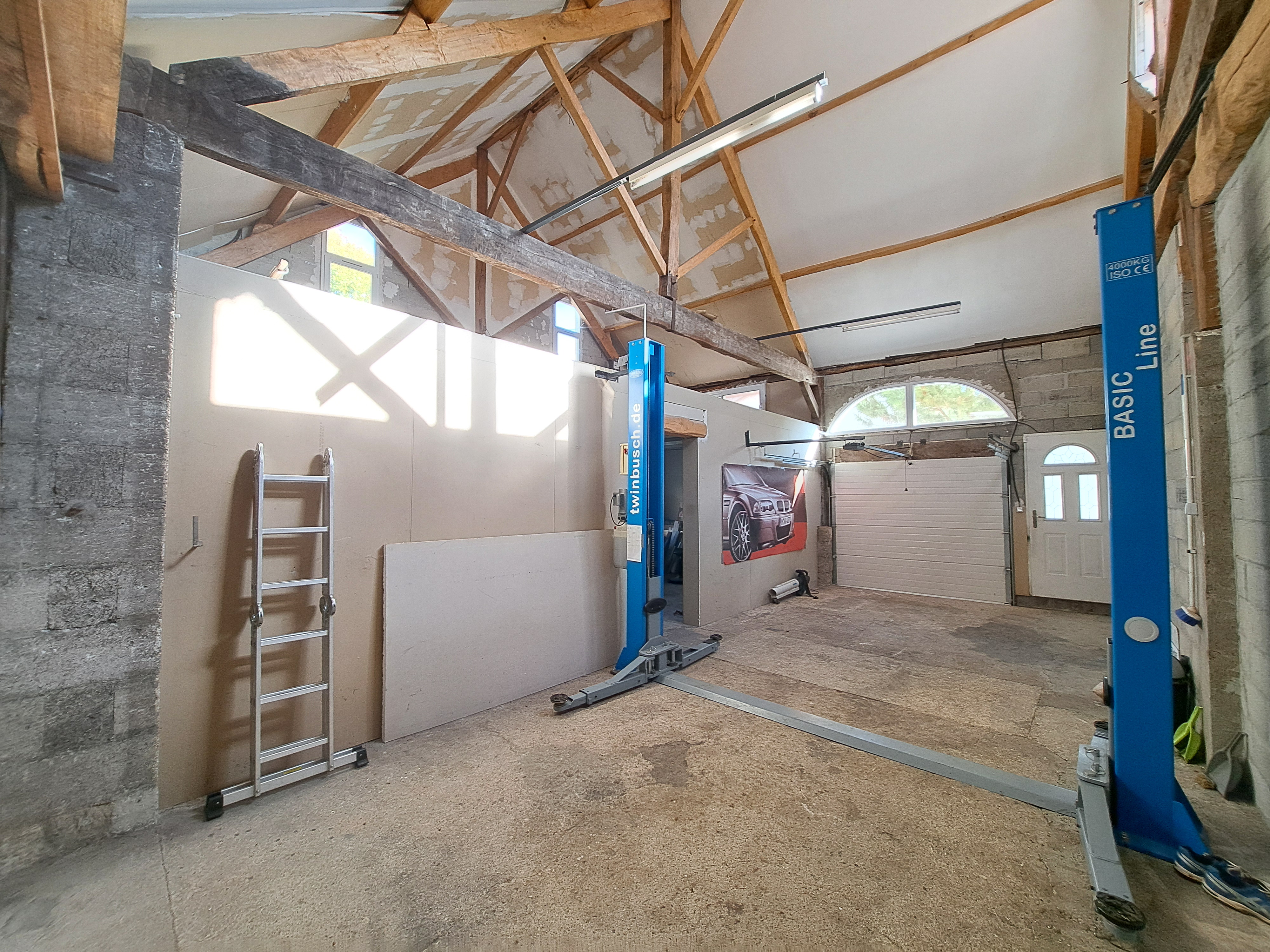 Photo 28 - Maison avec garage, sous-sol, cave et jardin clos – 187 m² – 7 pièces