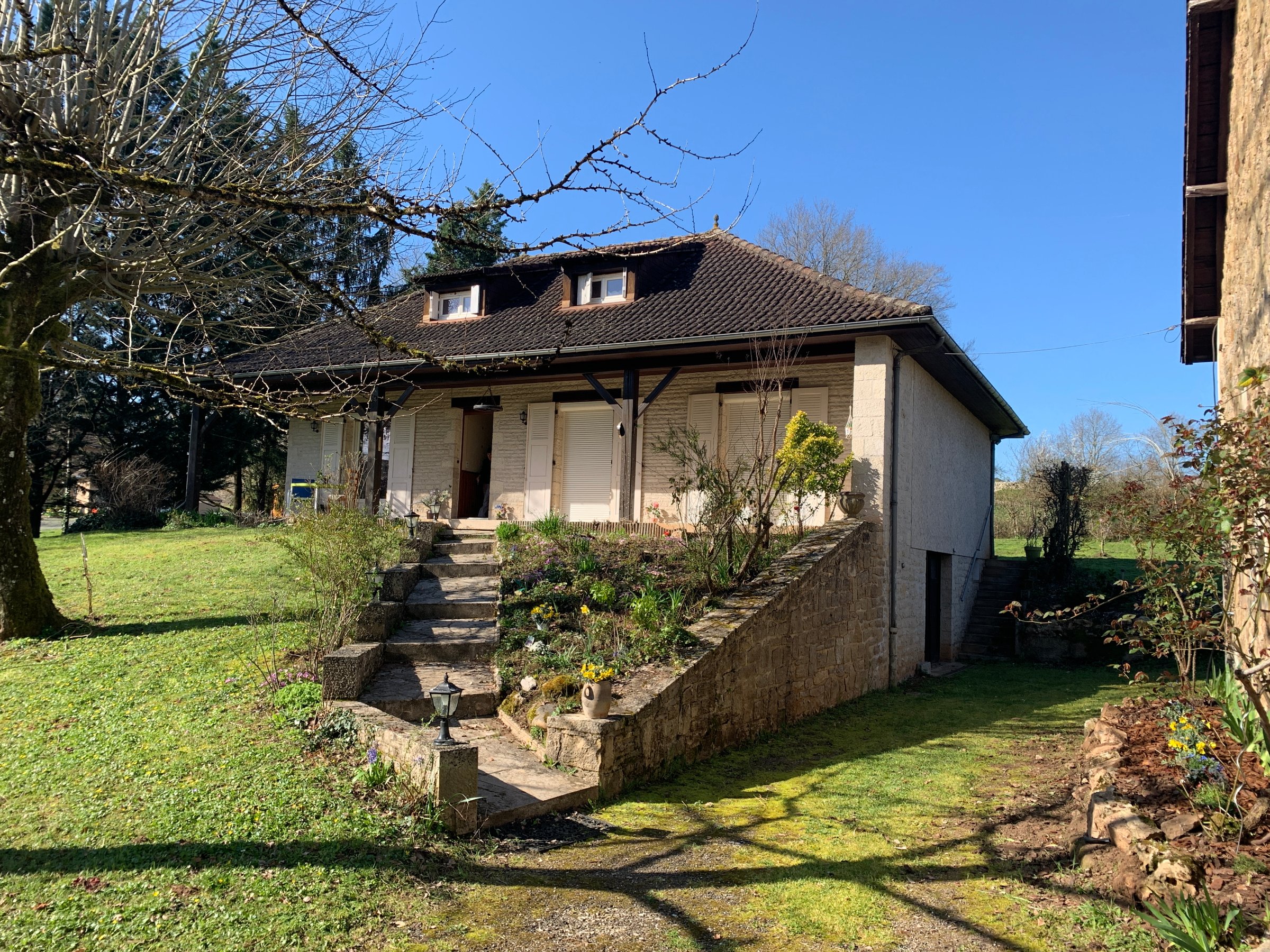 Propriété de deux maisons avec parc - Photo 2