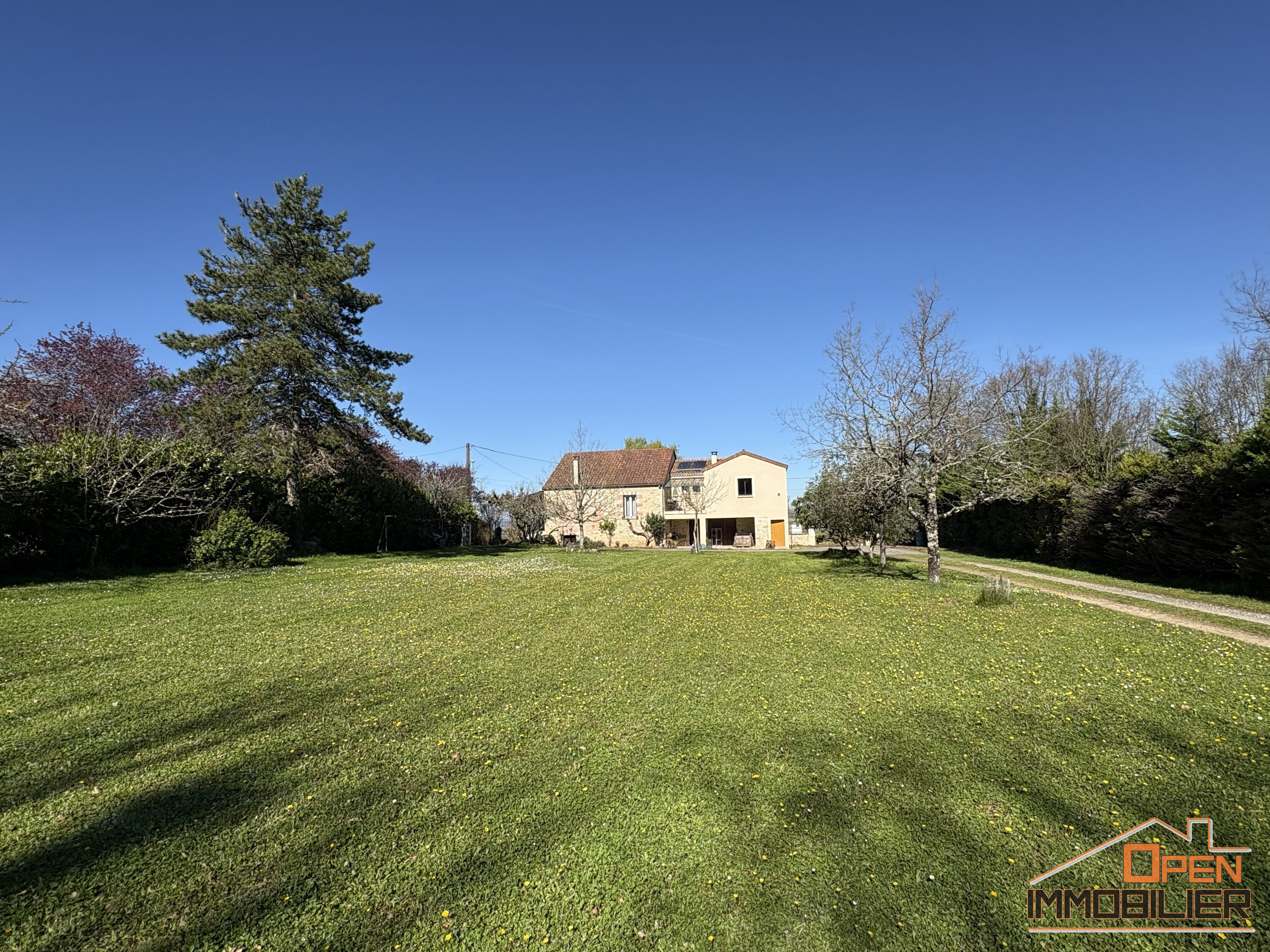 Maison 128m²-Garage-Terrain 3 370m² - Photo 2