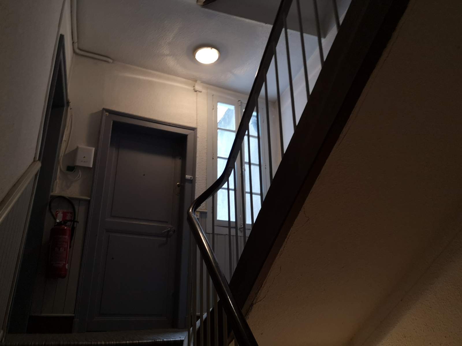 Immeuble de rapport avec 3 appartements, caves, grenier 19000 TULLE - Photo 3