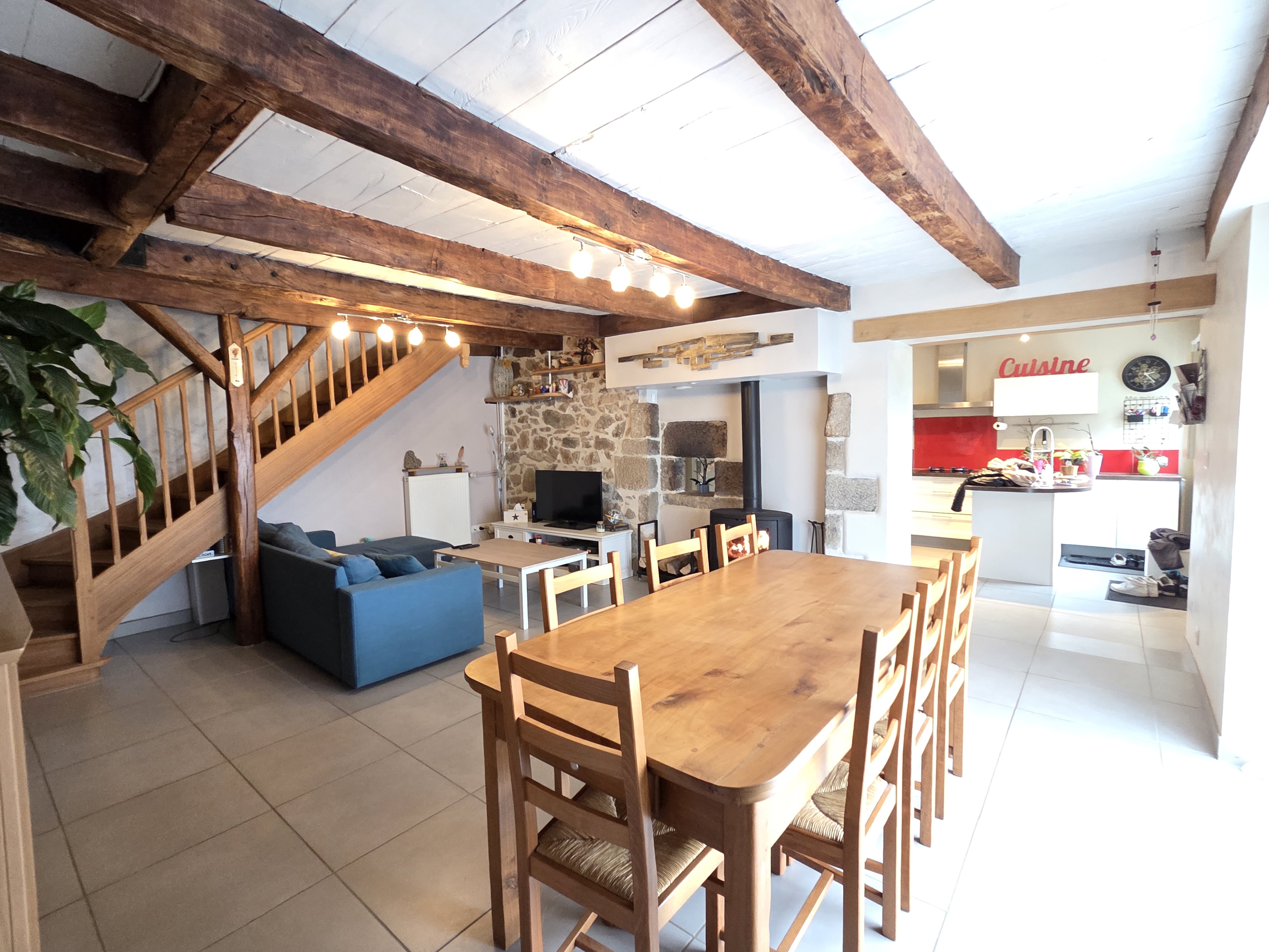 Photo 8 - Maison avec grange et garages attenant sur terrain clos de 3648m2