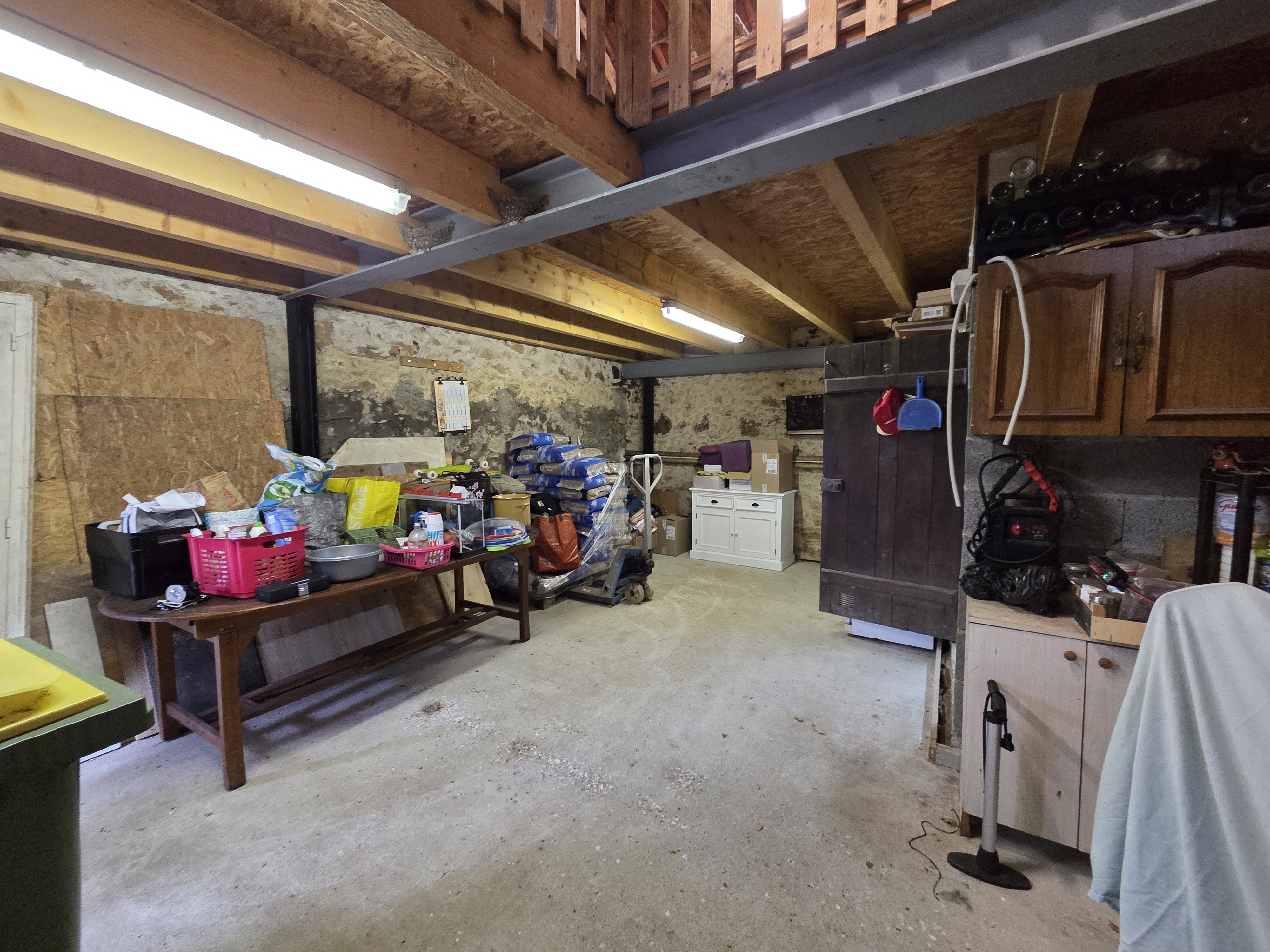 Photo 20 - Maison avec grange et garages attenant sur terrain clos de 3648m2