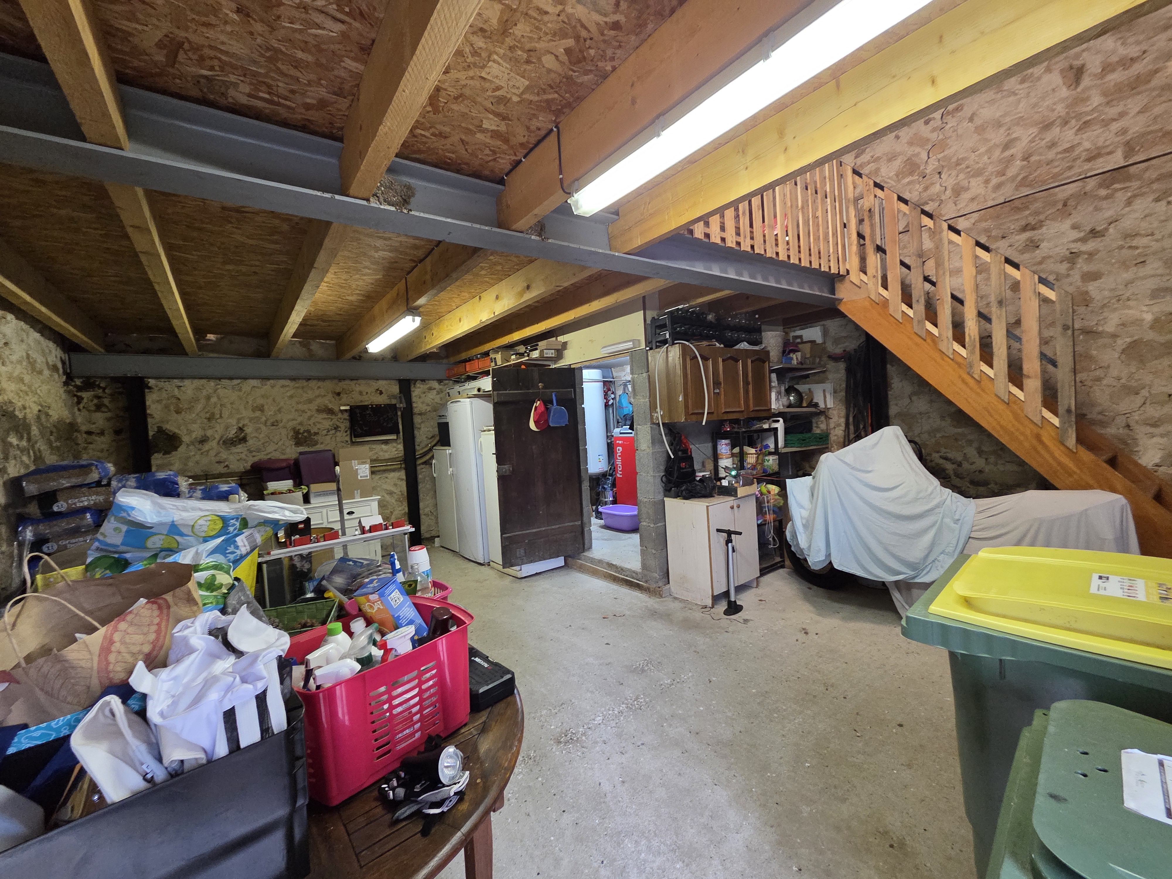 Photo 21 - Maison avec grange et garages attenant sur terrain clos de 3648m2