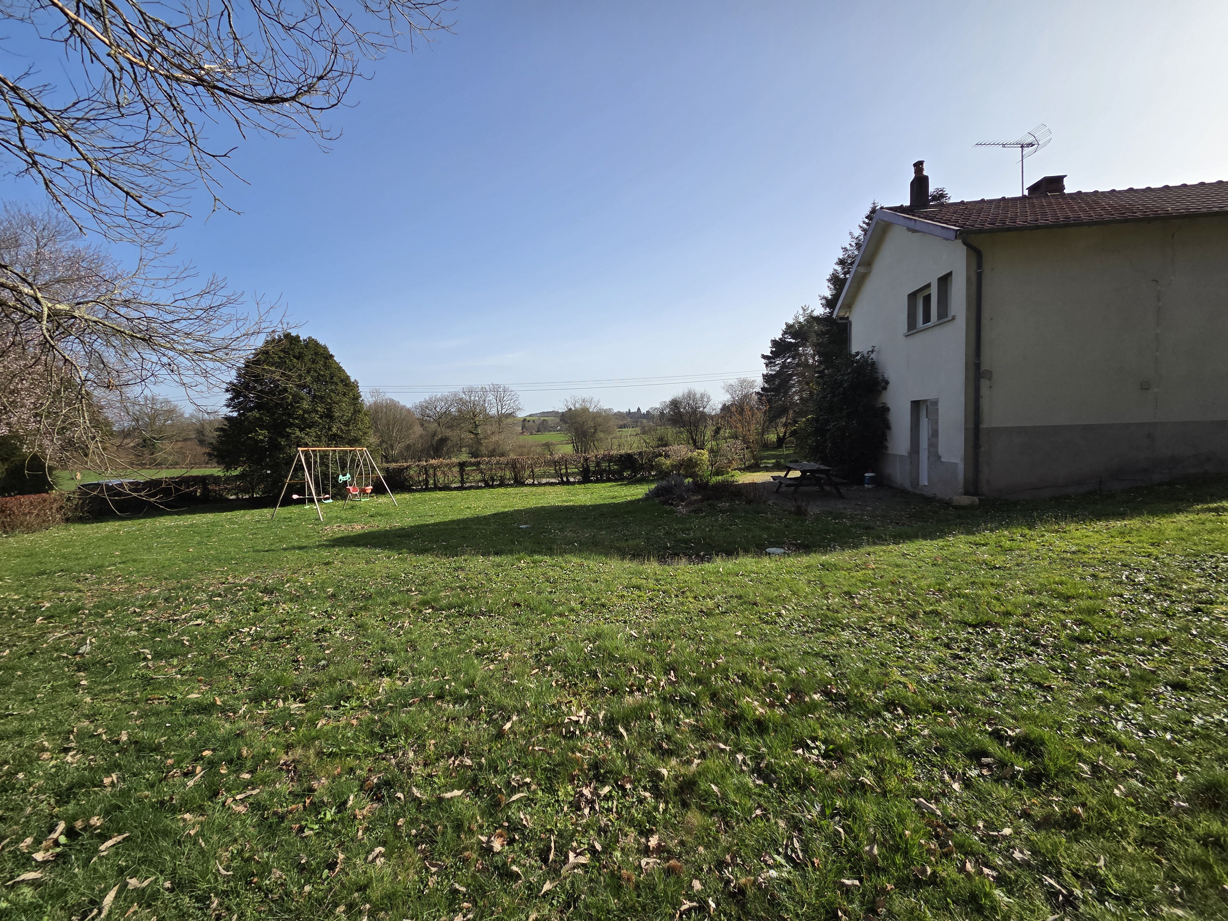 Photo 34 - Maison avec grange et garages attenant sur terrain clos de 3648m2