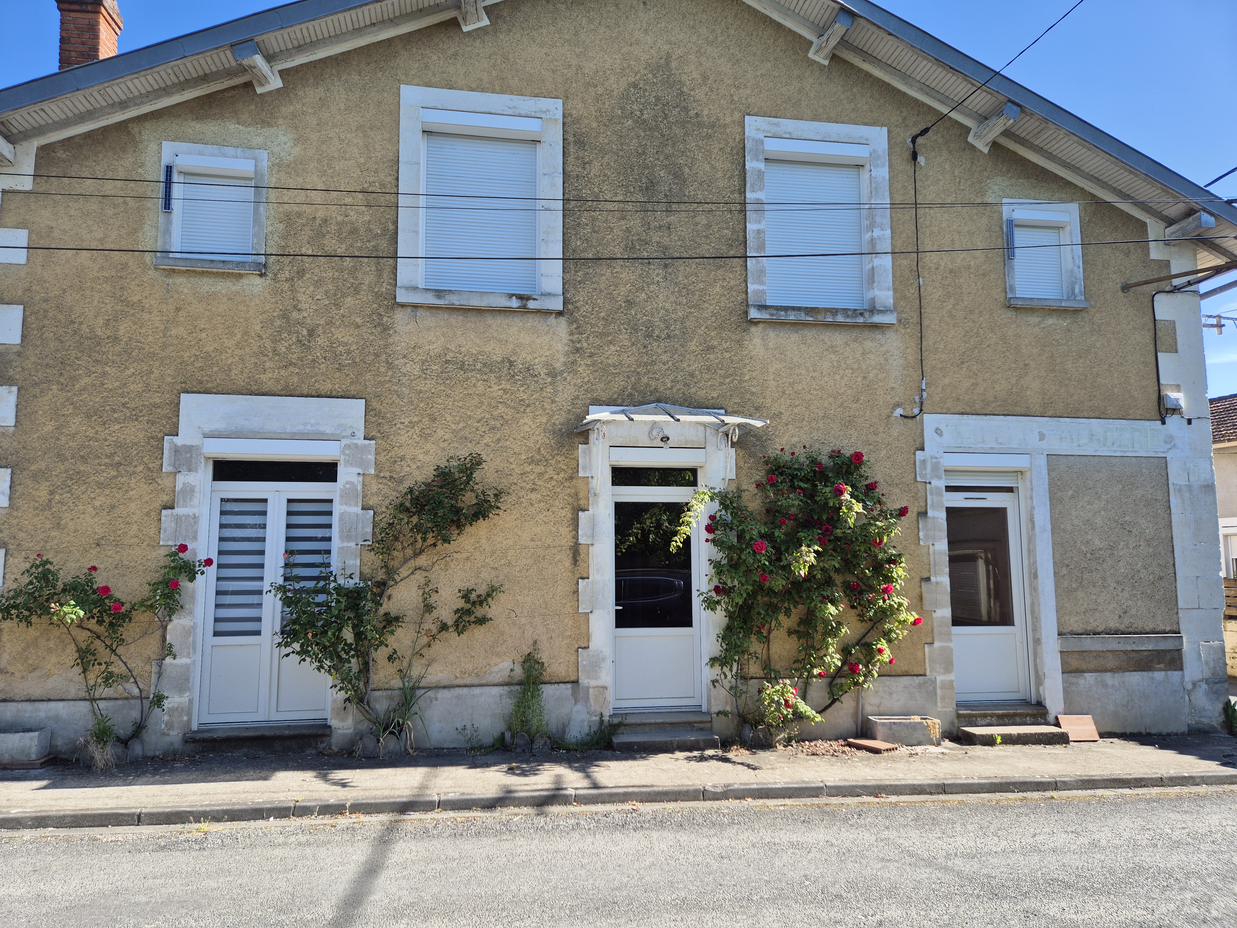 Photo 3 - Maison de BOURG 8 pièces 179m² jardin 220m²