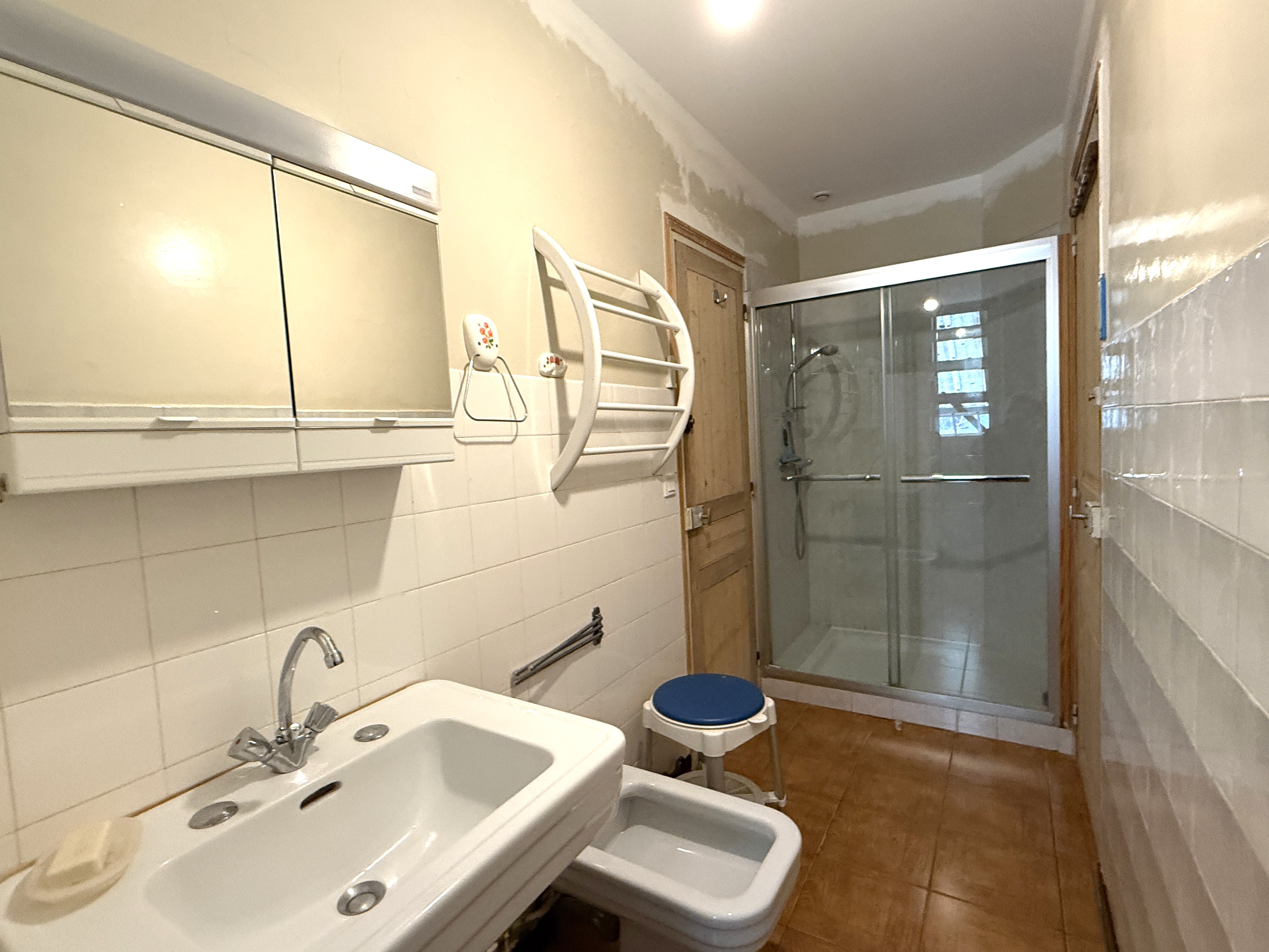Photo 12 - Charmante maison avec jardin et dépendances – Beau potentiel