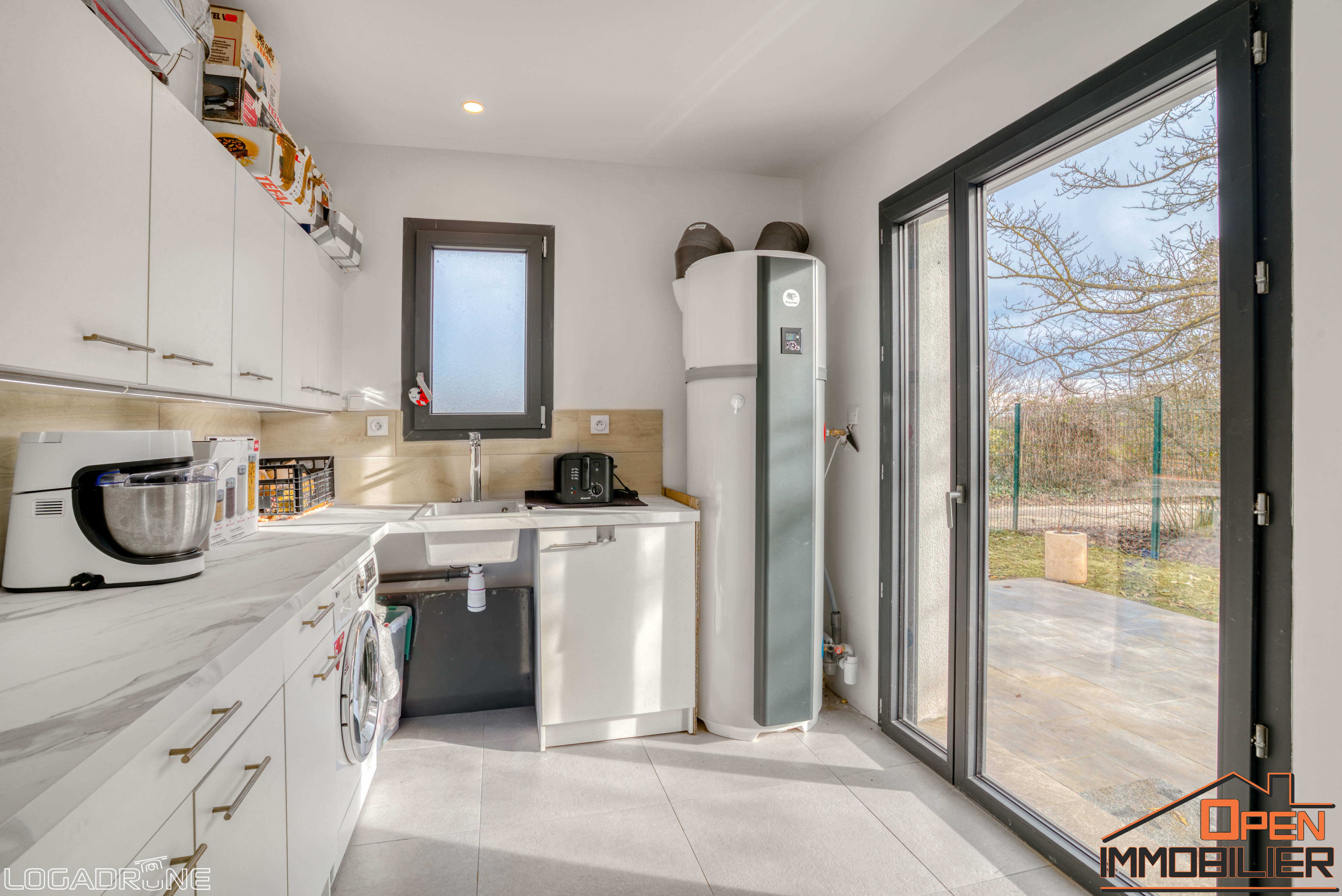 Photo 10 - Maison avec piscine , garage et jardin