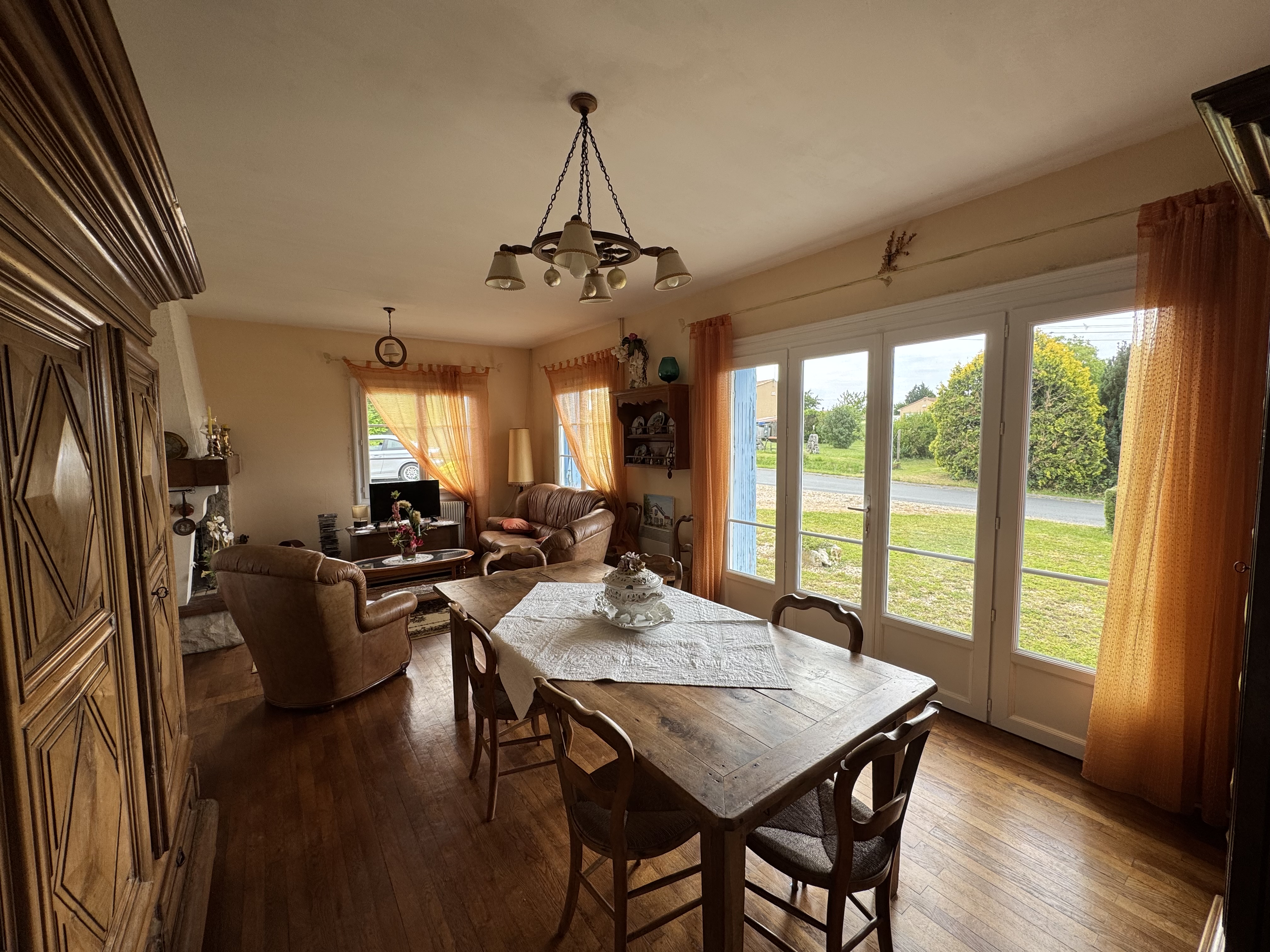 Photo 9 - Ensemble immobilier – Terrain 10000 m² – Hangar