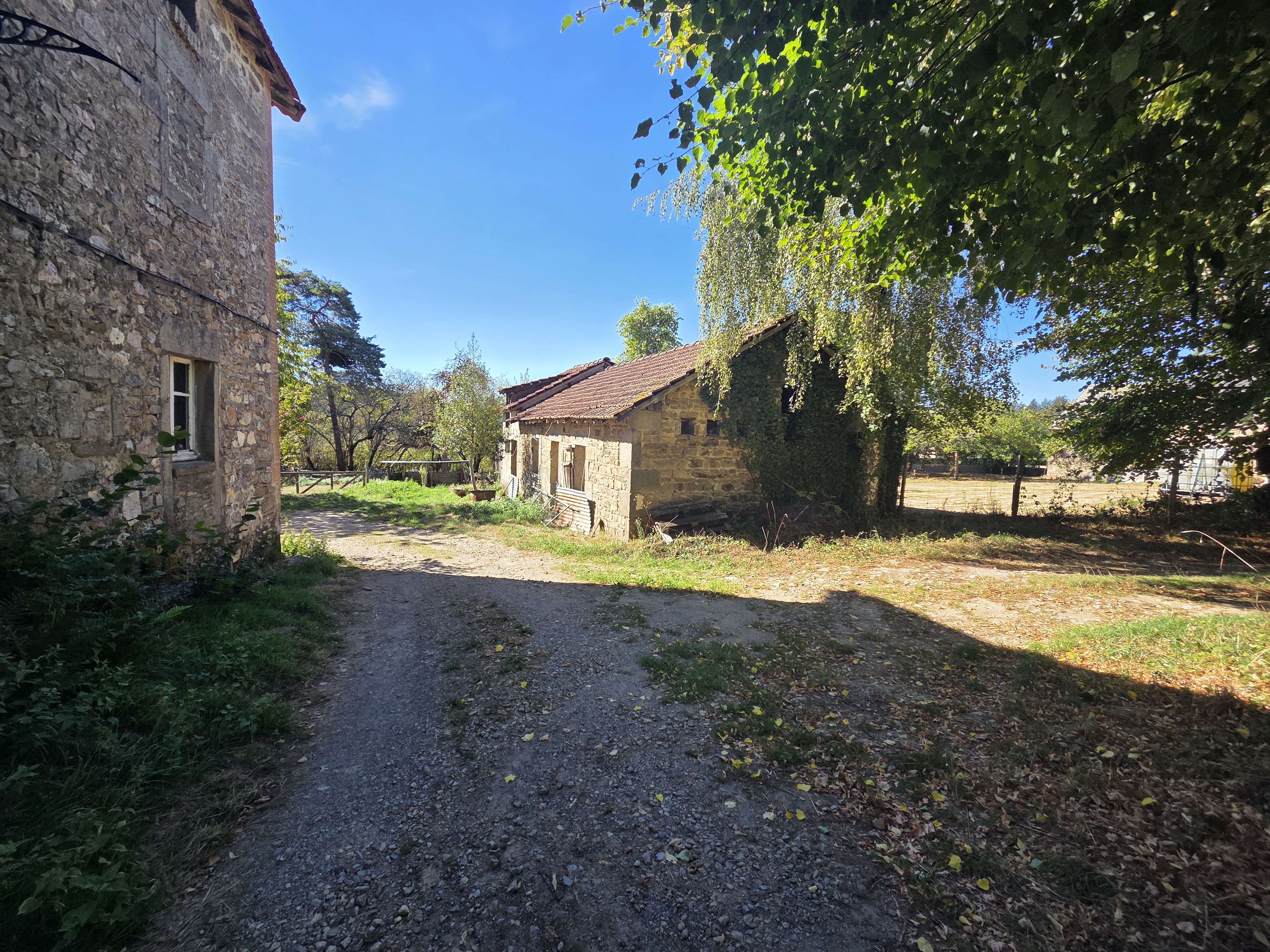 Photo 4 - Maison avec grange auvergnate et dépendances