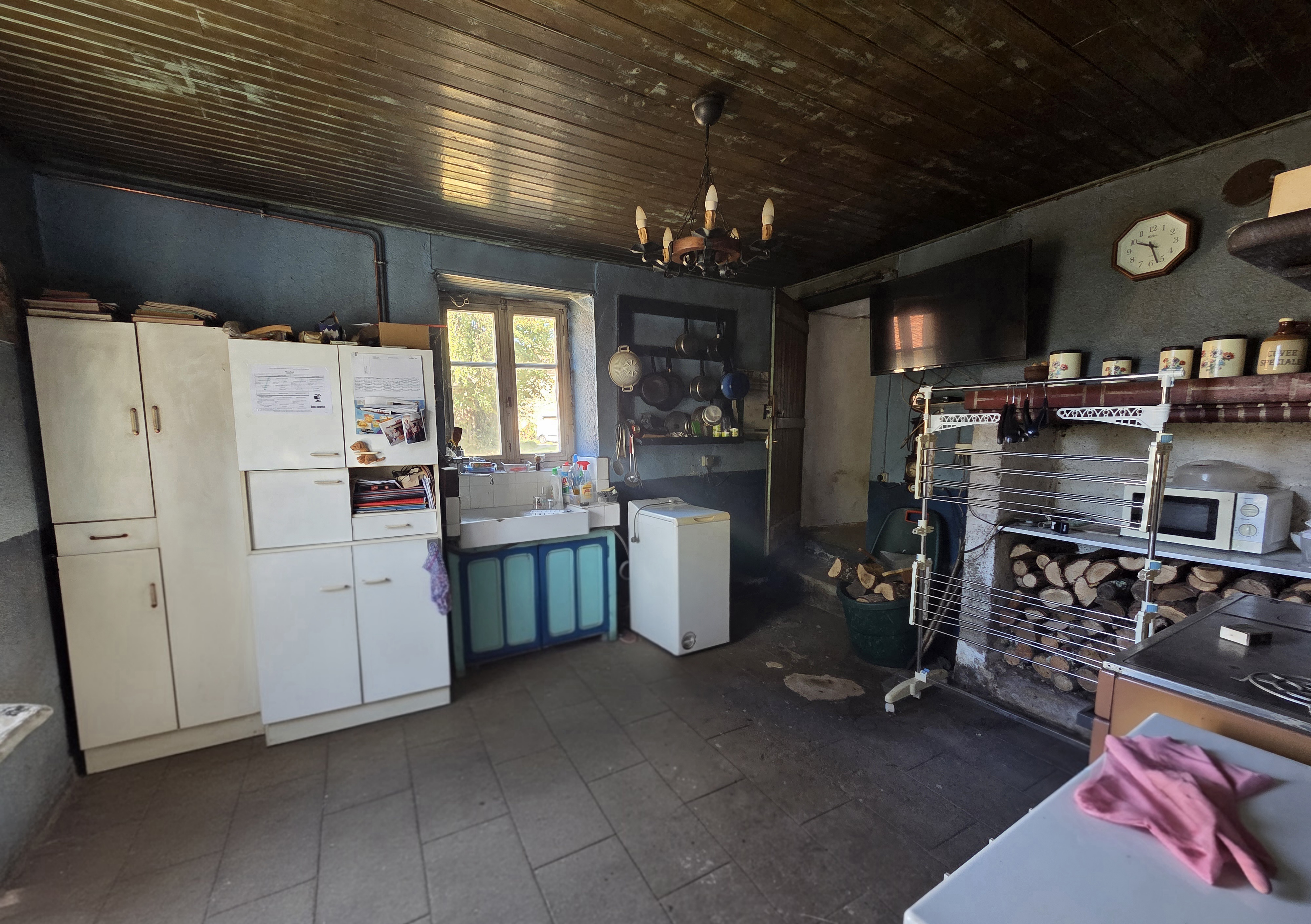 Photo 9 - Maison avec grange auvergnate et dépendances