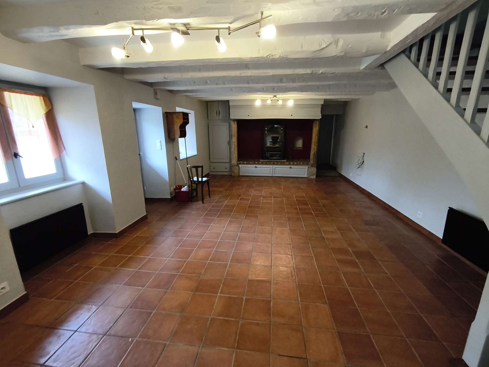 Photo 3 - Charmante maison en pierre et ardoise rénovée, 4 chambres, garage, grange – Proche de Seilhac
