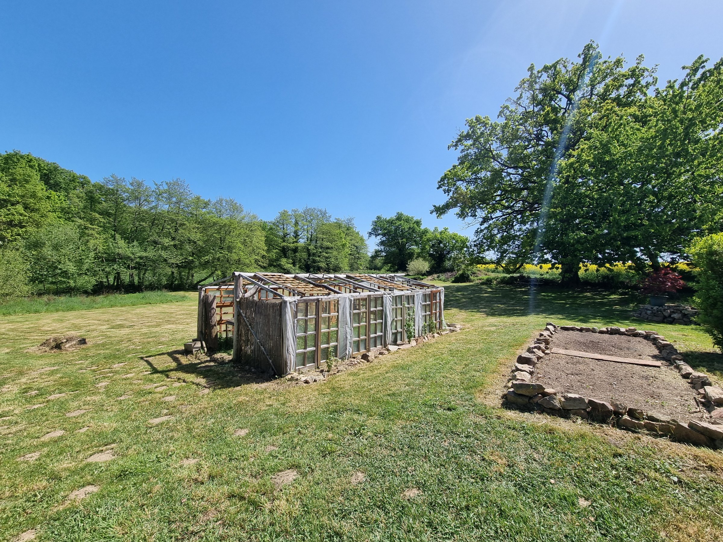 Photo 18 - Grange réhabilitée sur 9 518 m² de terrain traversé par un ruisseau !