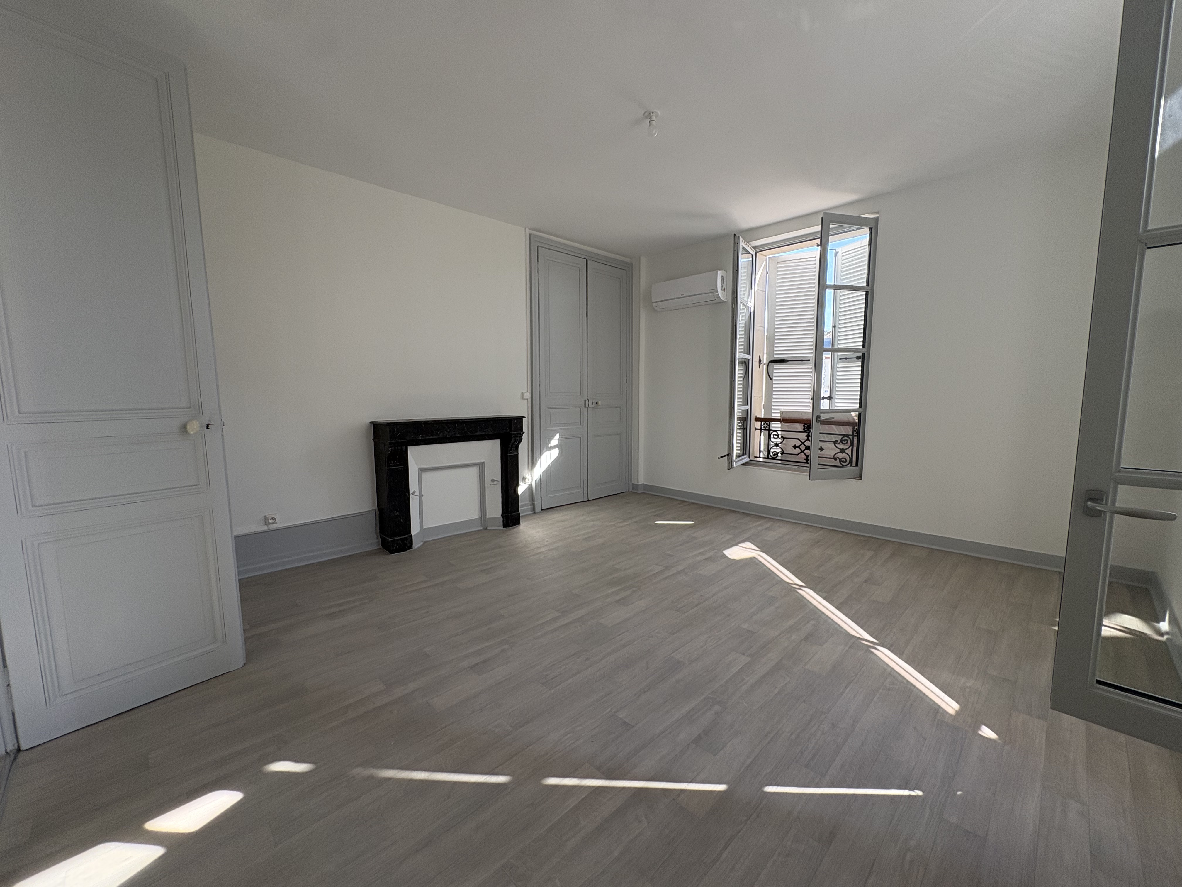 Photo 6 - Appartement T4 avec terrasse et balcon
