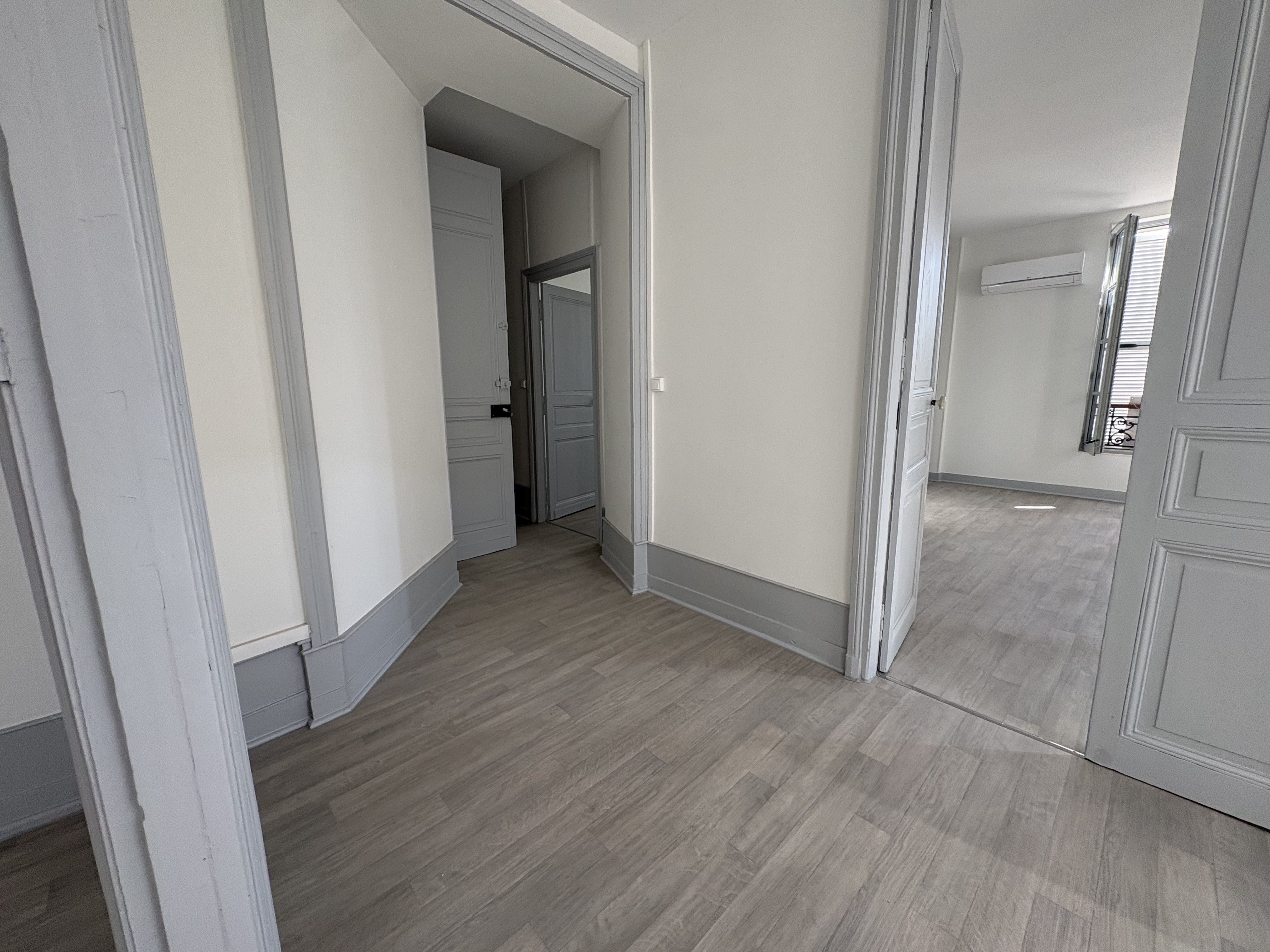 Photo 13 - Appartement T4 avec terrasse et balcon