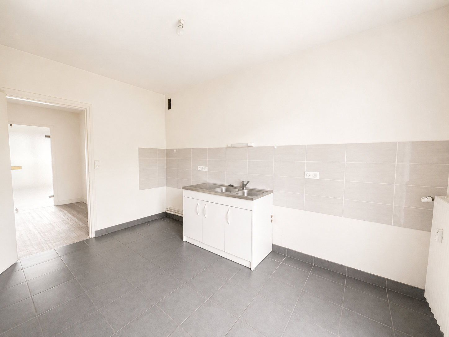 Photo 8 - Appartement T4 avec balcons, parking couvert et cave à Aubusson (23200)