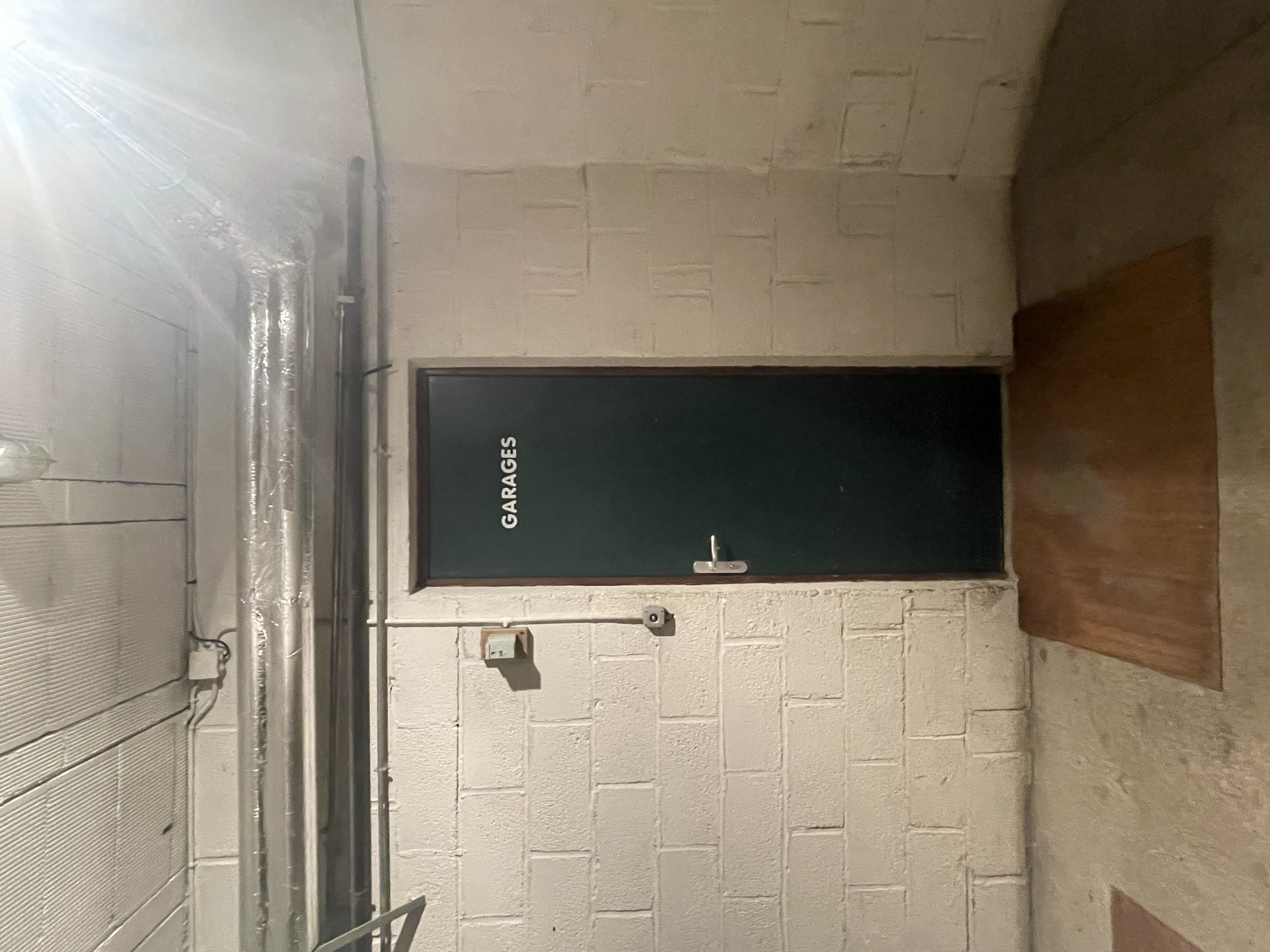 Photo 19 - Appartement T4 avec balcons, parking couvert et cave à Aubusson (23200)