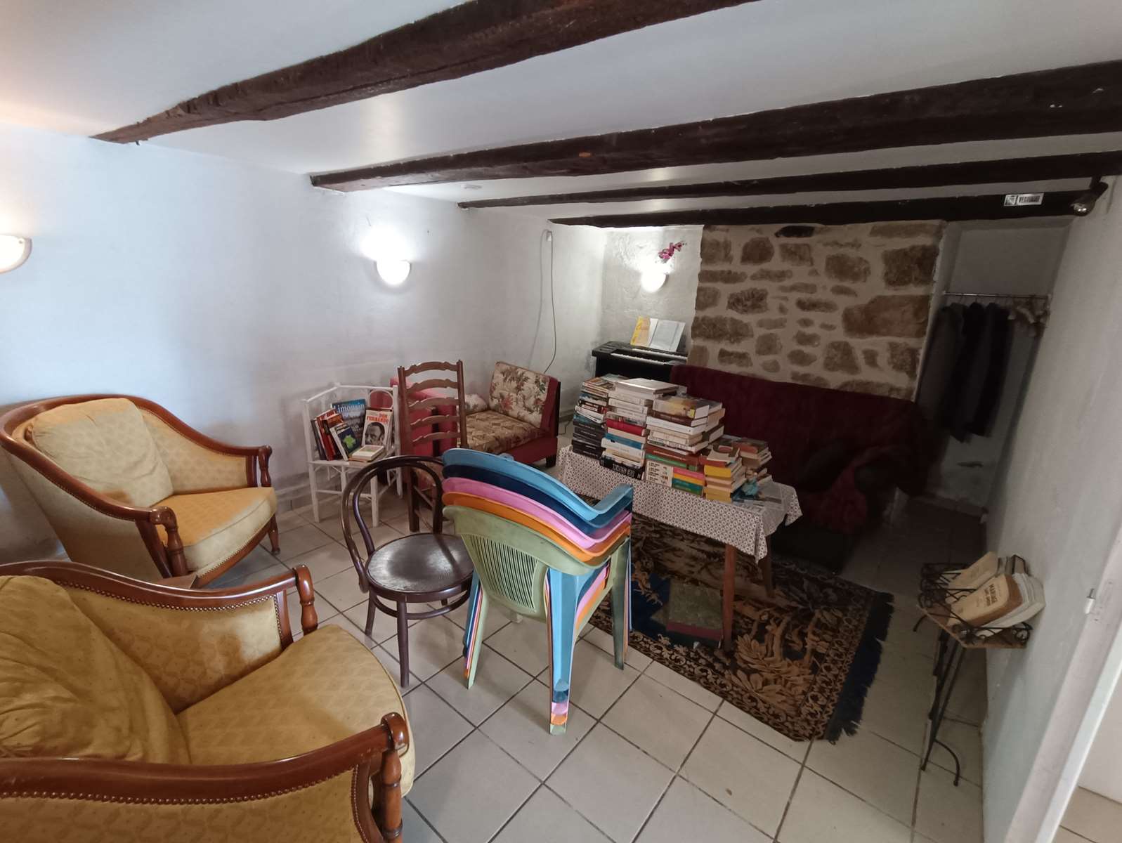 Photo 5 - Maison de village, type T6, jardin, garage entre Marcillac la Croisille et Argentat