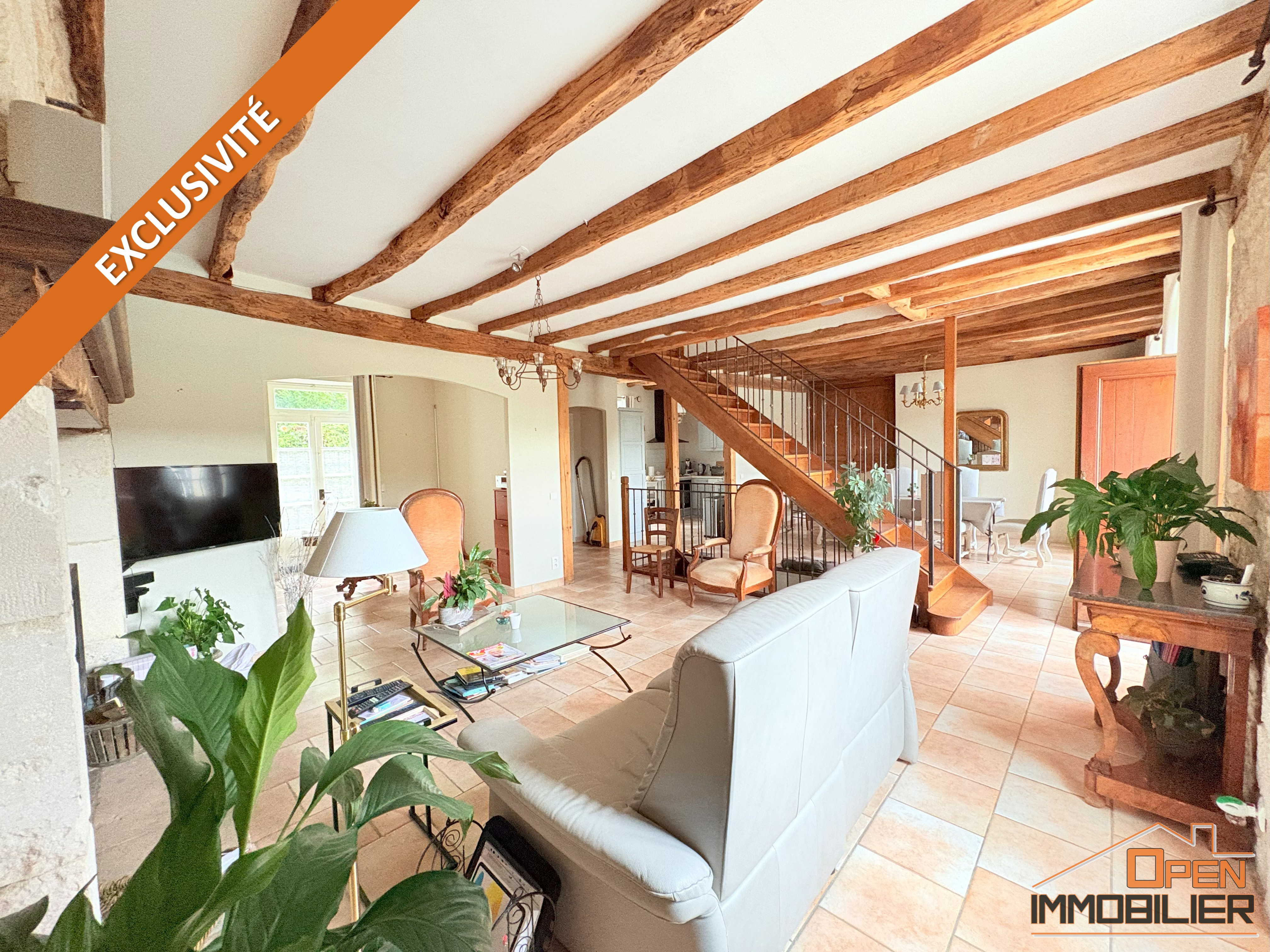 Photo 8 - Maison en pierre 201m²-7 pièces-grange-piscine