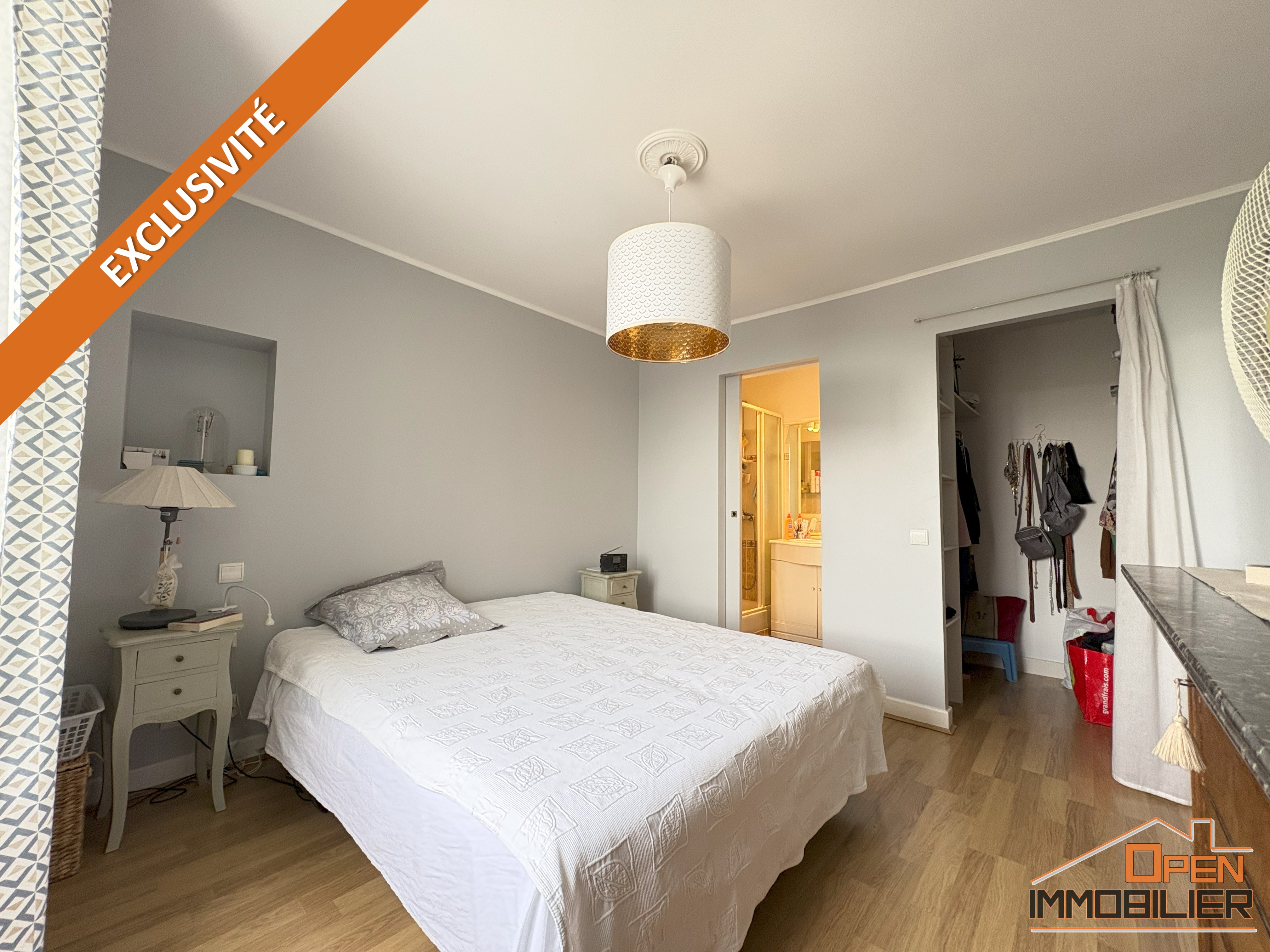 Photo 12 - Maison en pierre 201m²-7 pièces-grange-piscine