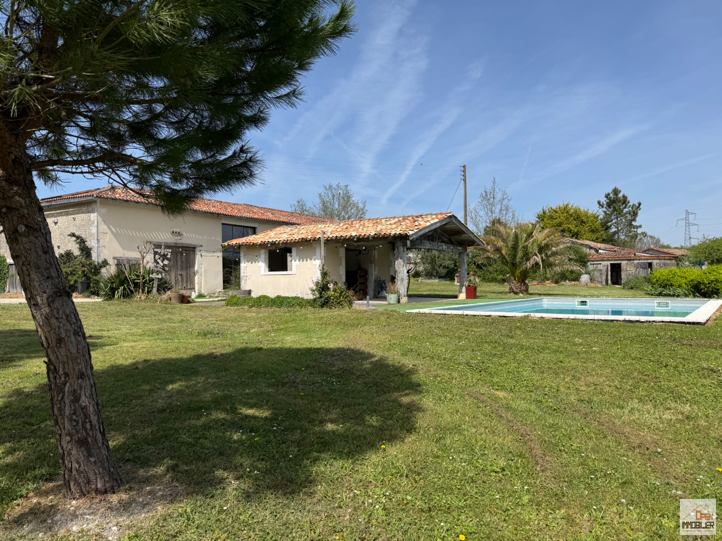 Photo 2 - Élégante maison de caractère avec piscine et grand terrain arboré