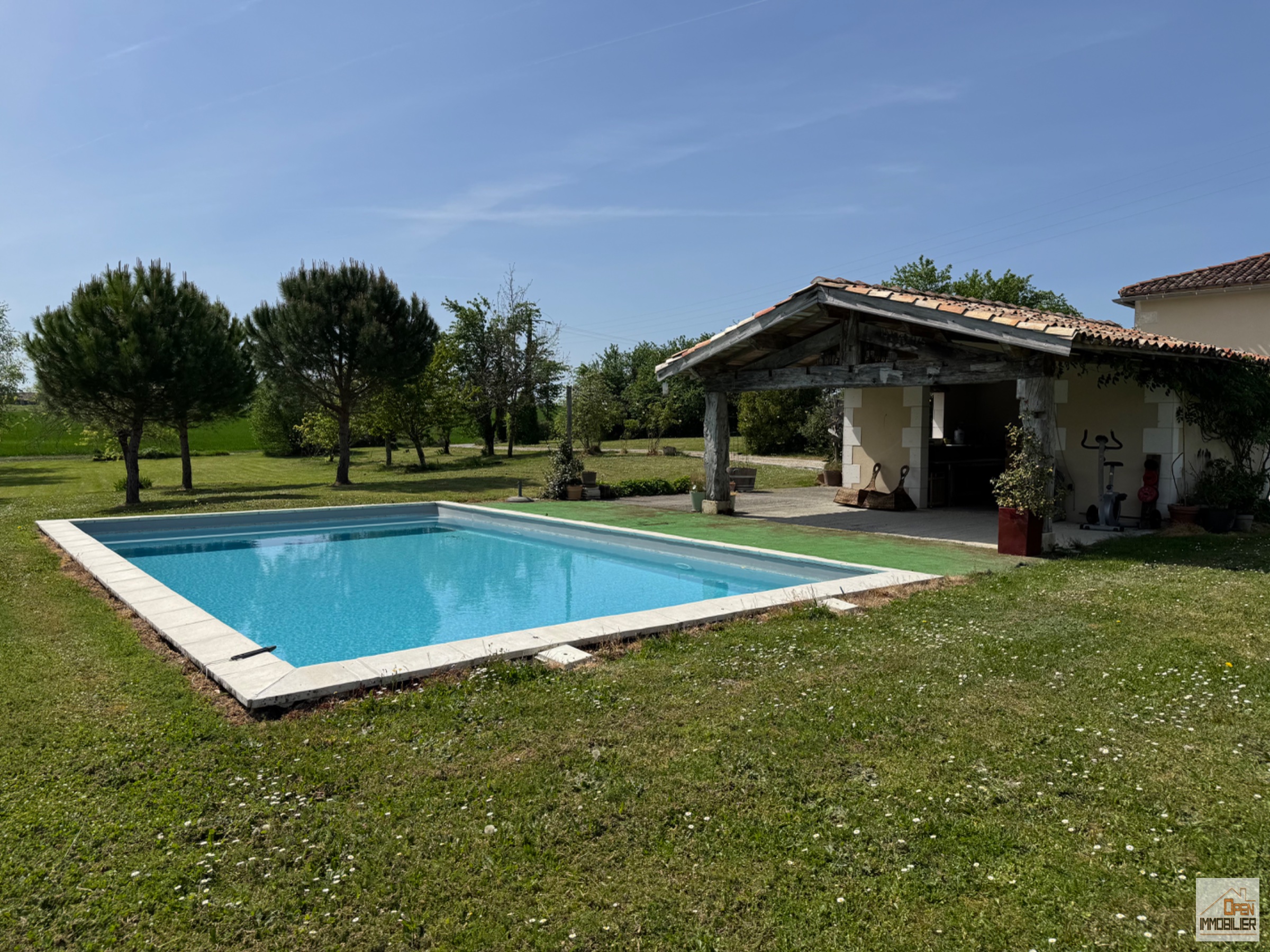 Photo 23 - Élégante maison de caractère avec piscine et grand terrain arboré