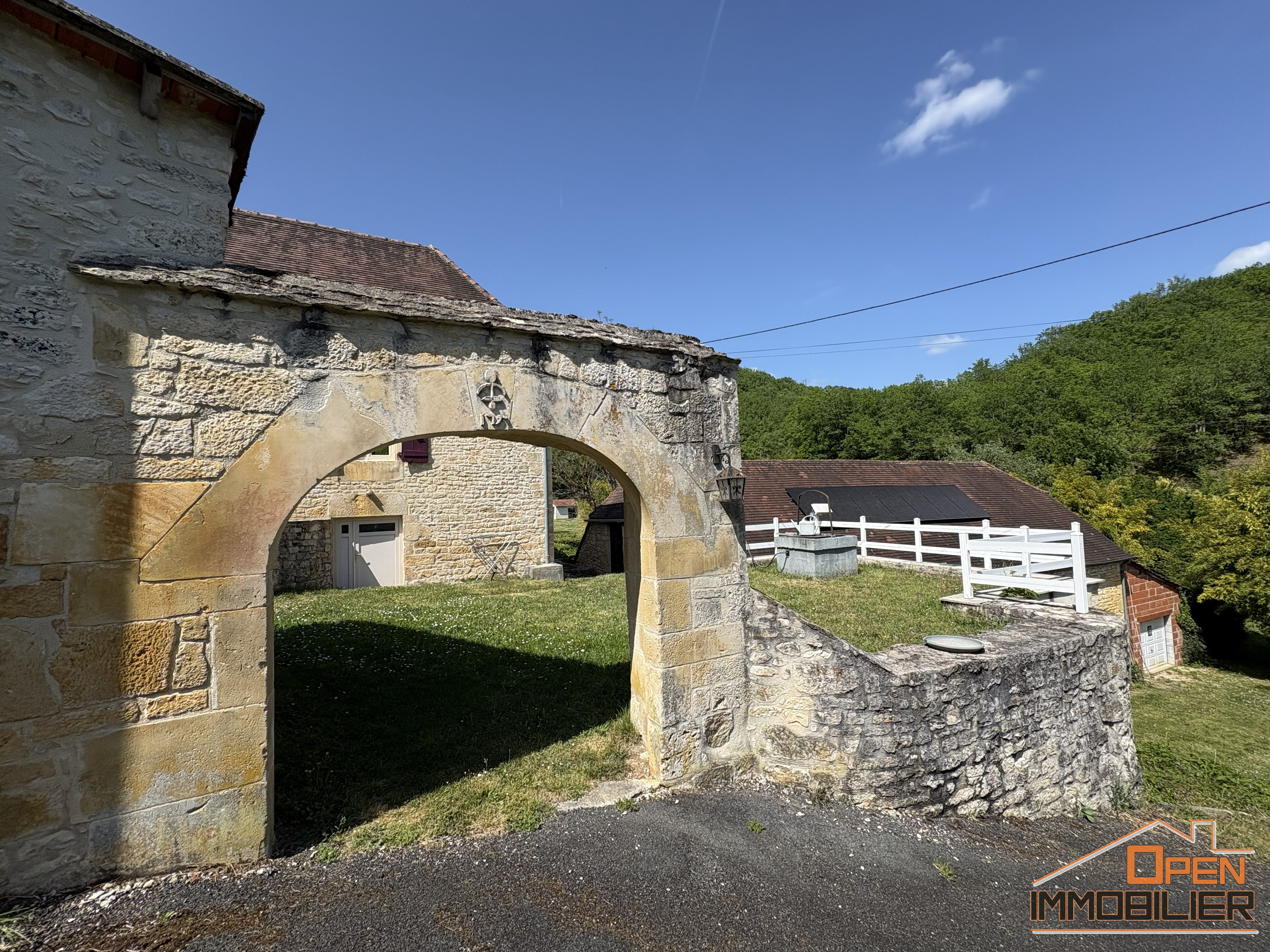 Photo 7 - Propriété en pierre 336m², piscine, gîte, chambres d&rsquo;hôtes et 20 hectares de terrain