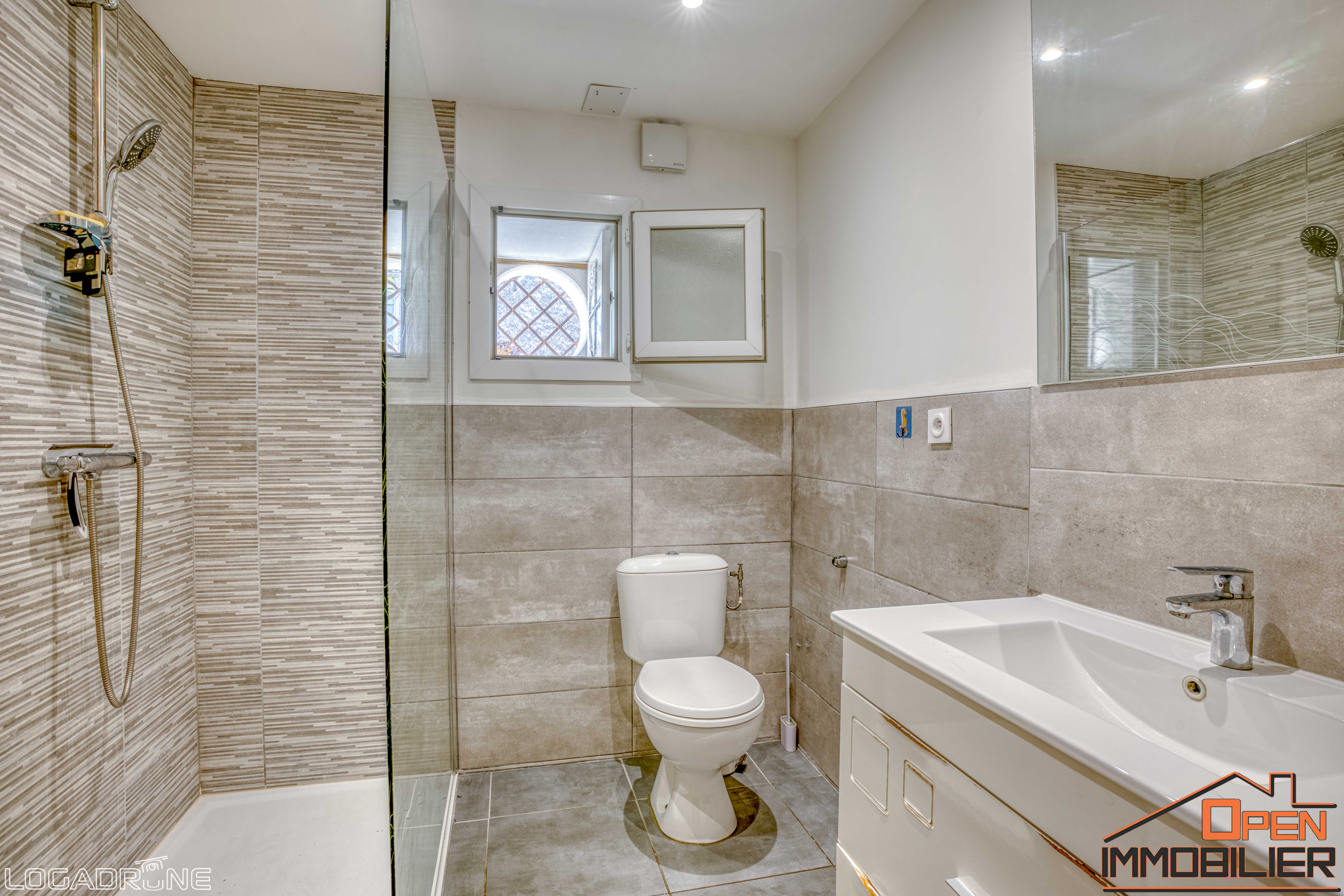 Photo 11 - MAISON DE VILLE AVEC GARAGE ET JARDIN