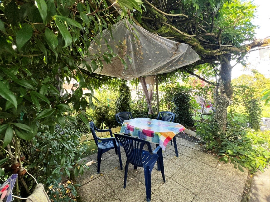 Photo 3 - Maison en pierre avec très beau jardin