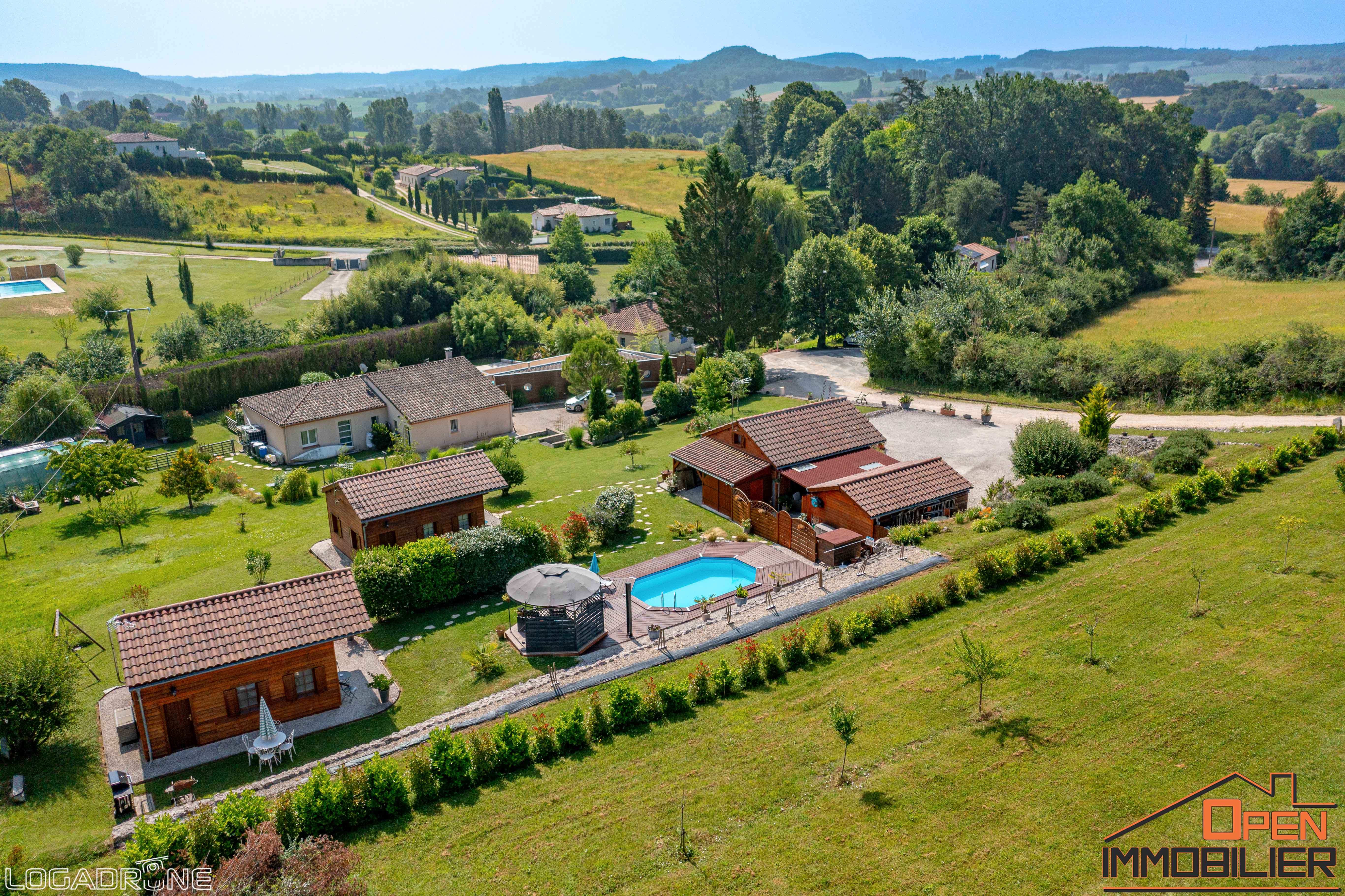 Photo 4 - chalet bois avec piscine