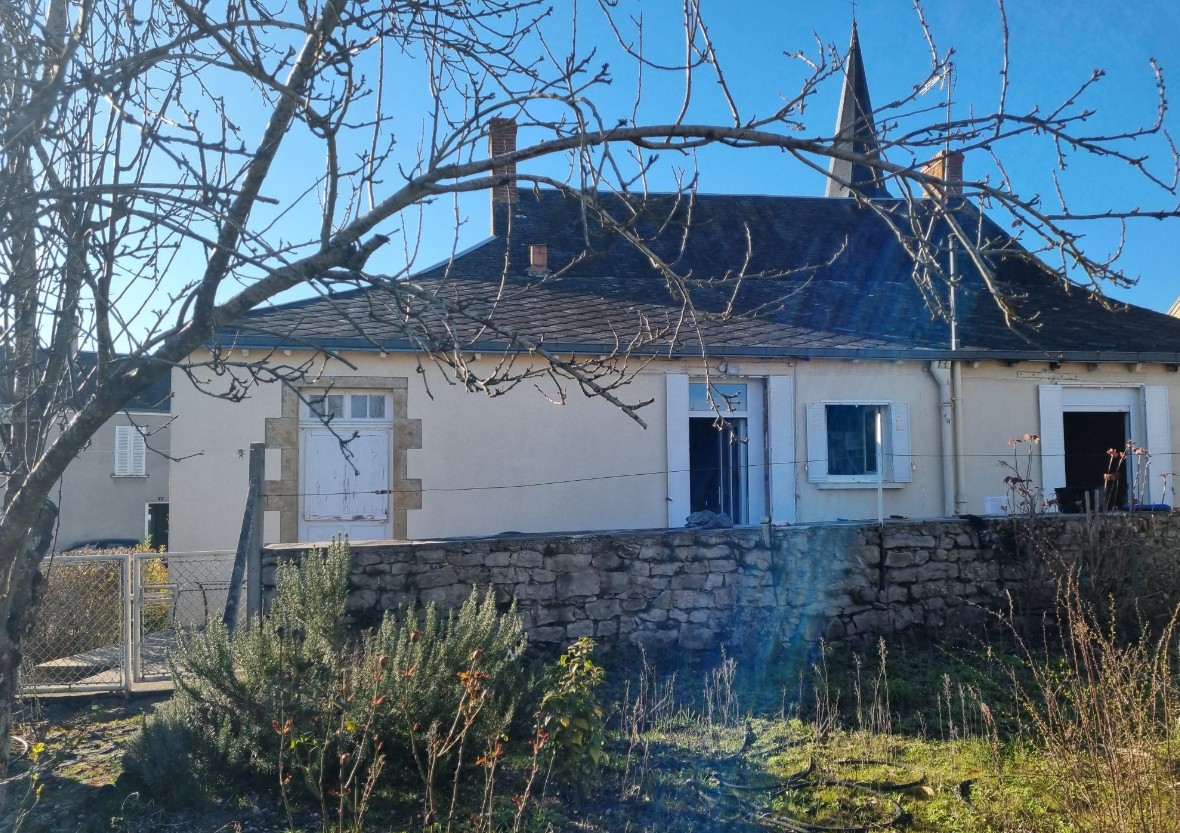 Photo 2 - Maison de plain pied avec jardin et garage !