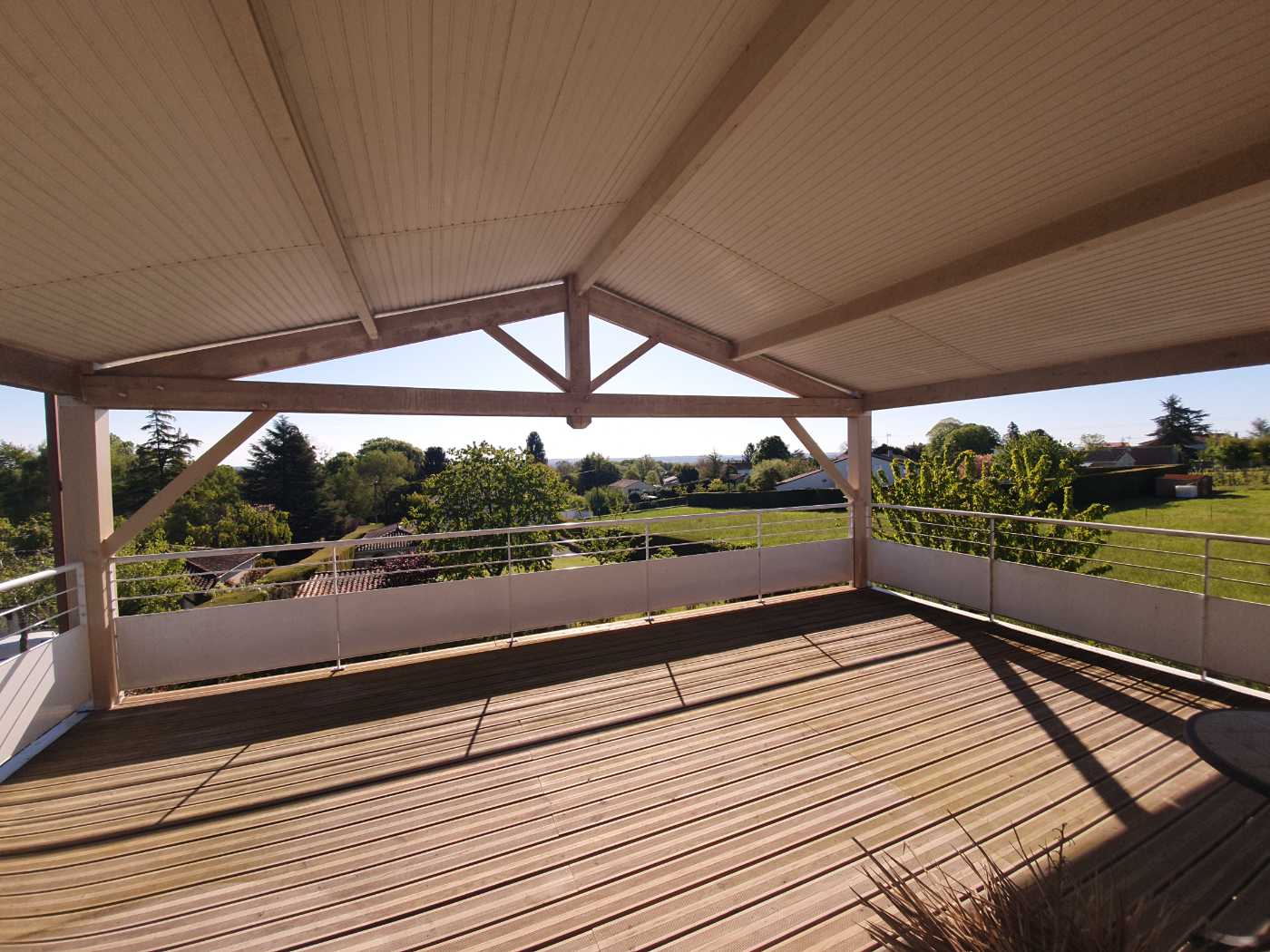 Photo 9 - Grande maison en bois