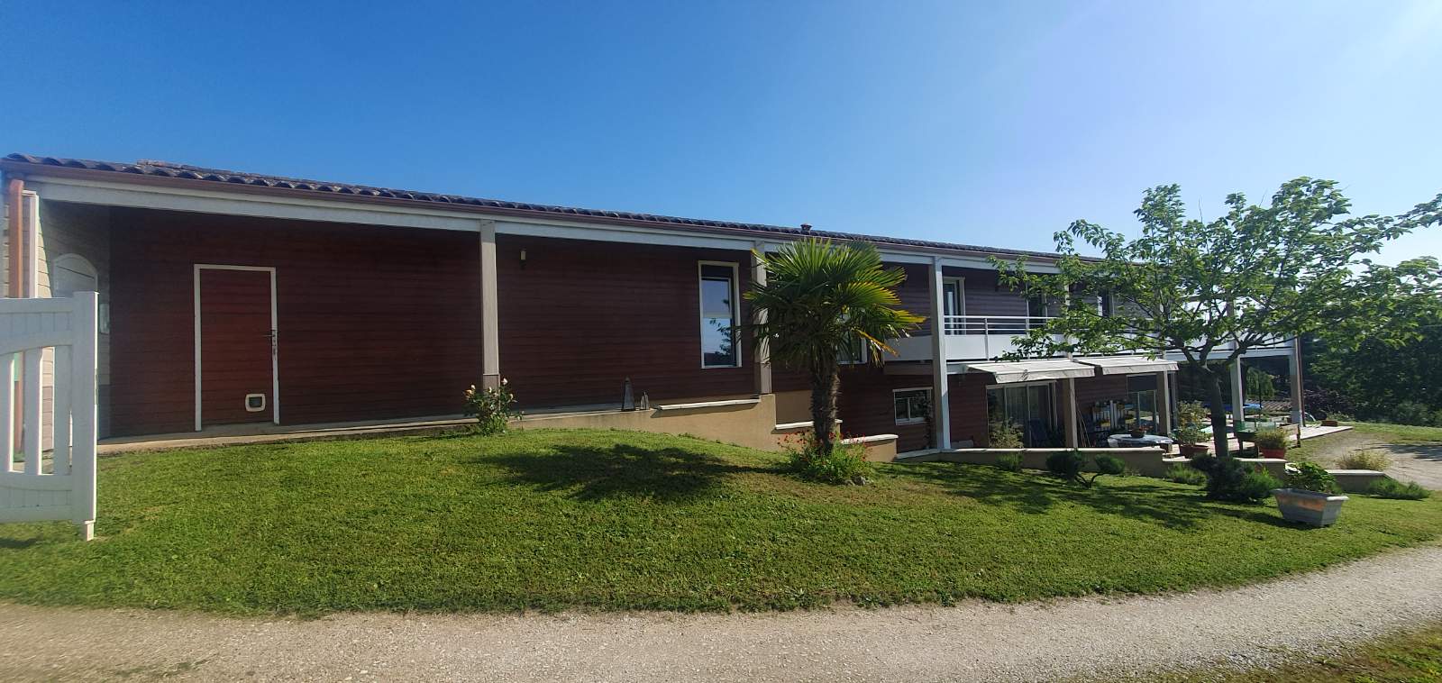 Photo 11 - Grande maison en bois